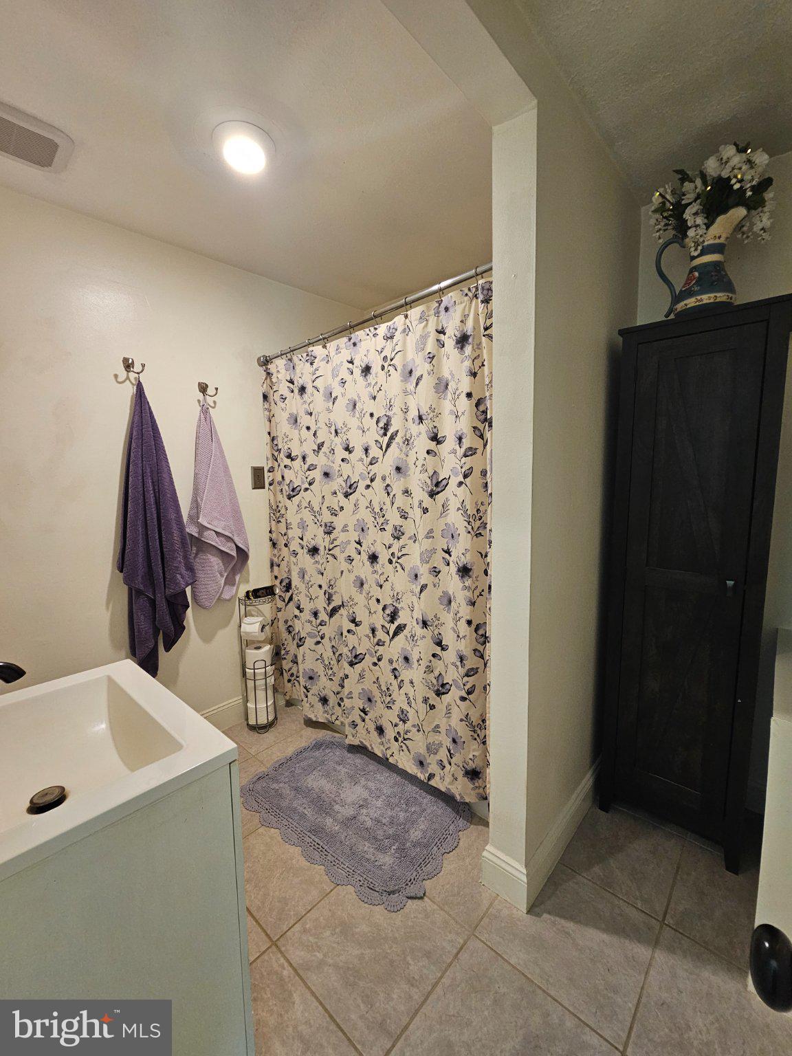 SKYLAND ESTATES - Residential