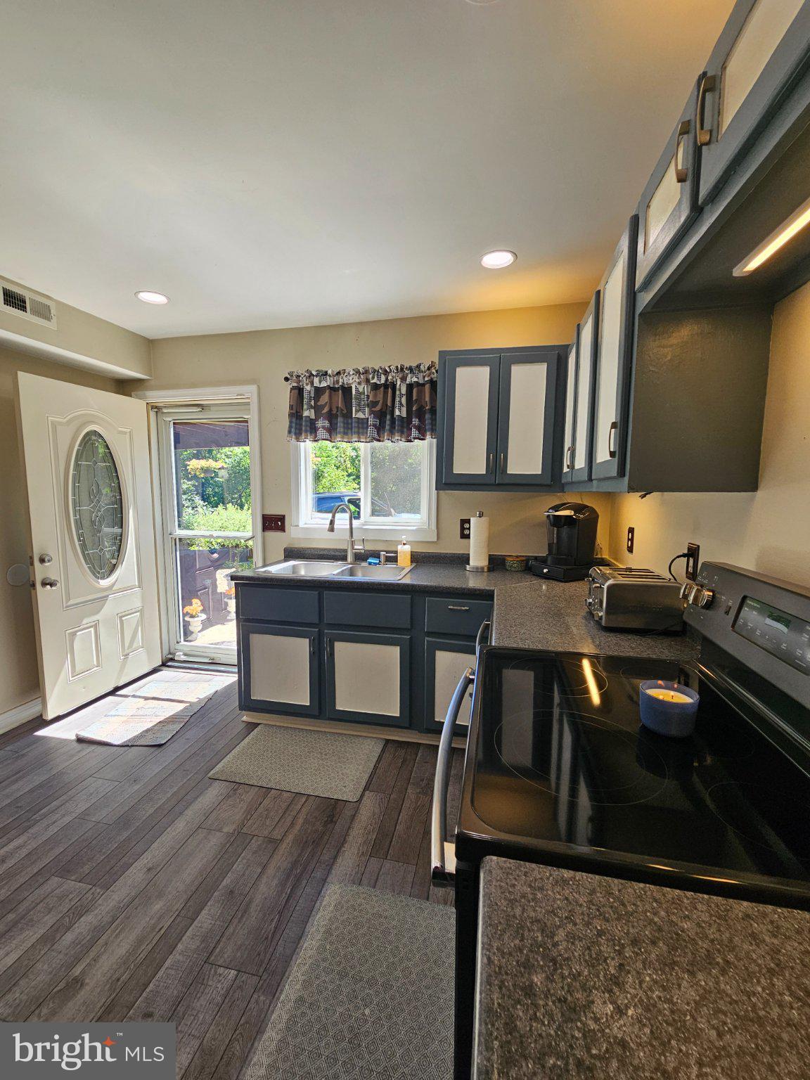 SKYLAND ESTATES - Residential