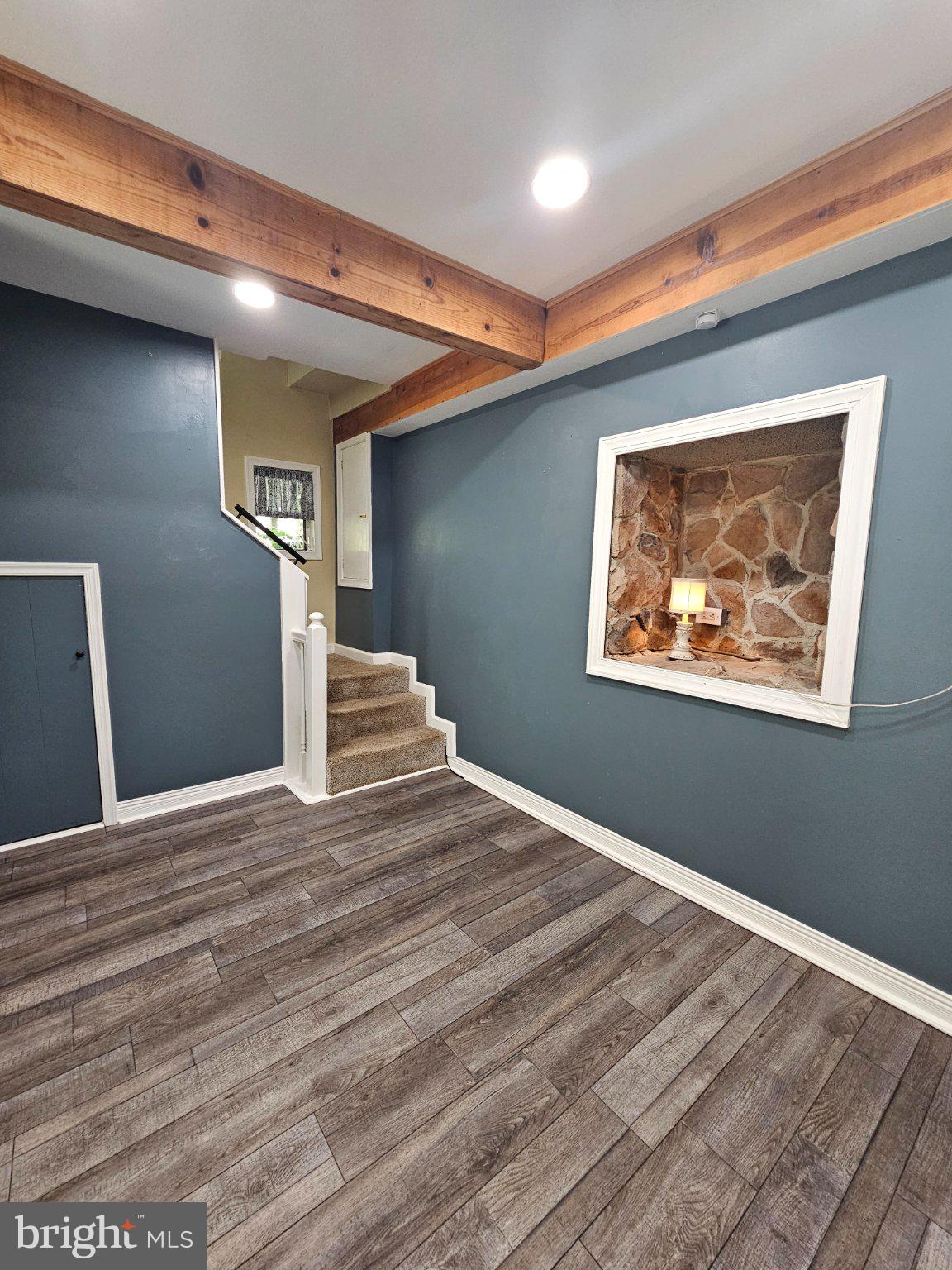 SKYLAND ESTATES - Residential