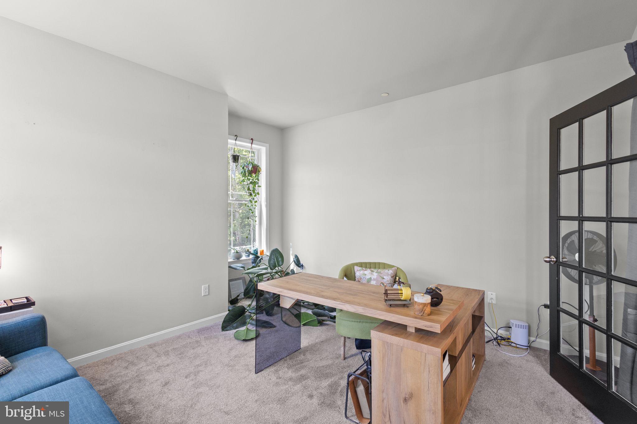 BELMONT - Residential