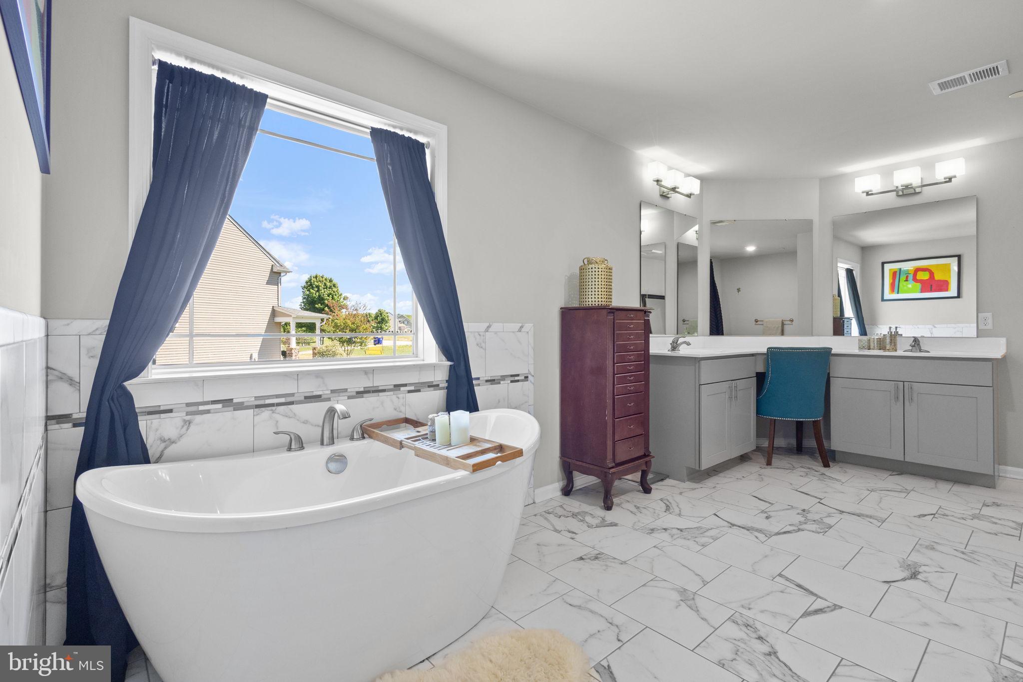 BELMONT - Residential