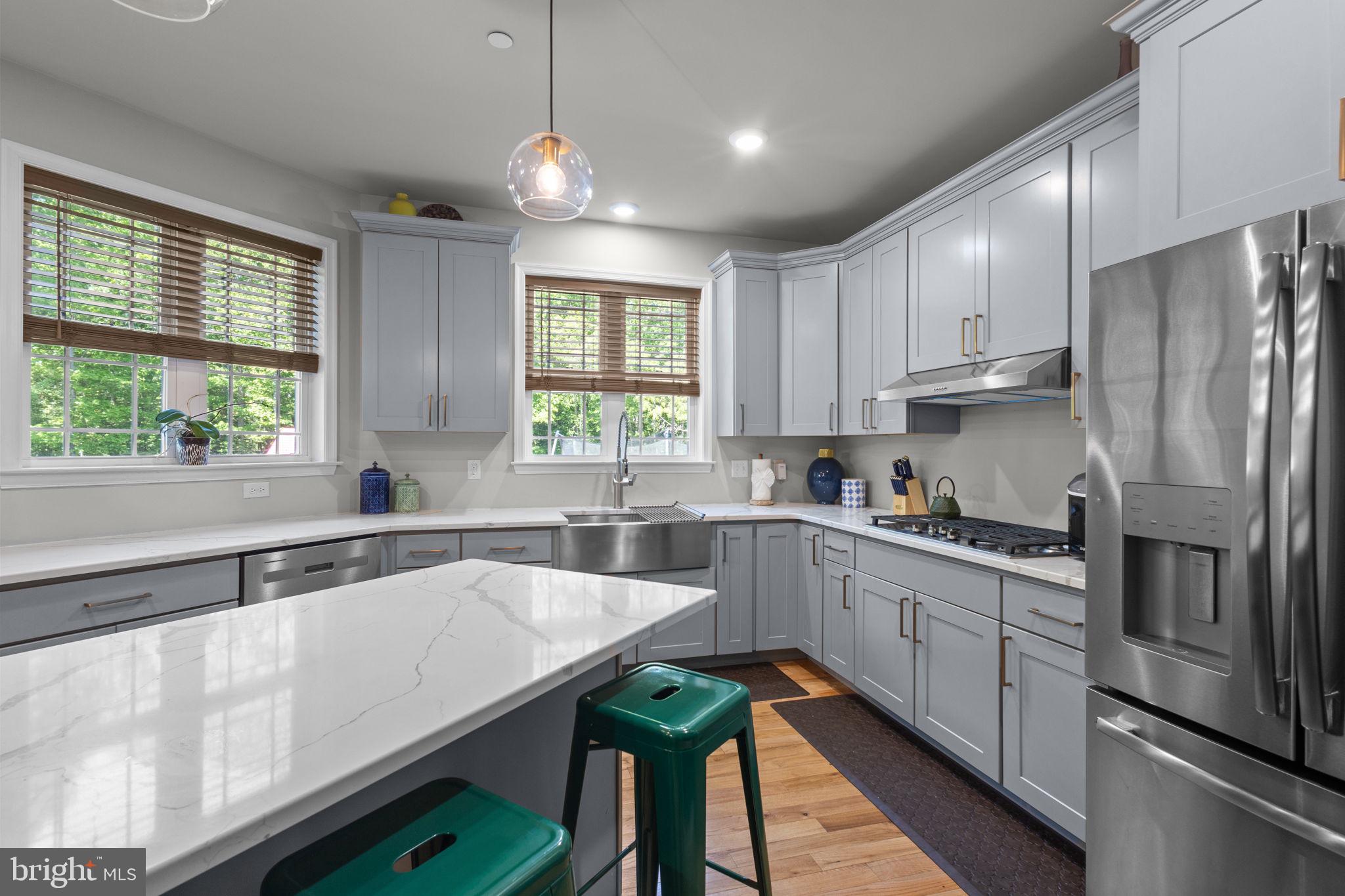 BELMONT - Residential