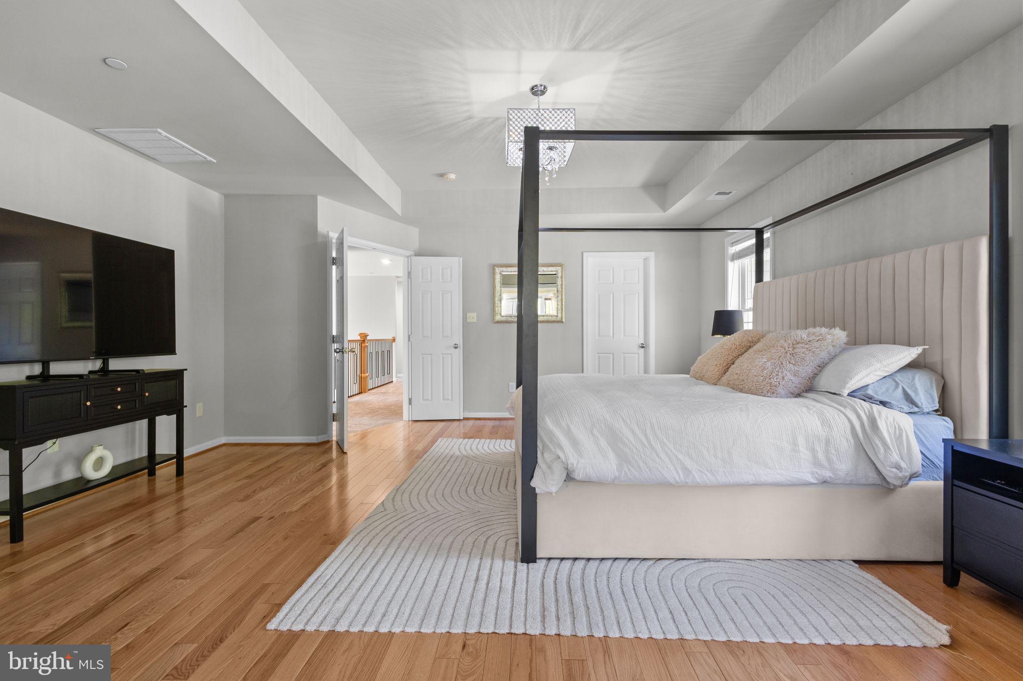 BELMONT - Residential