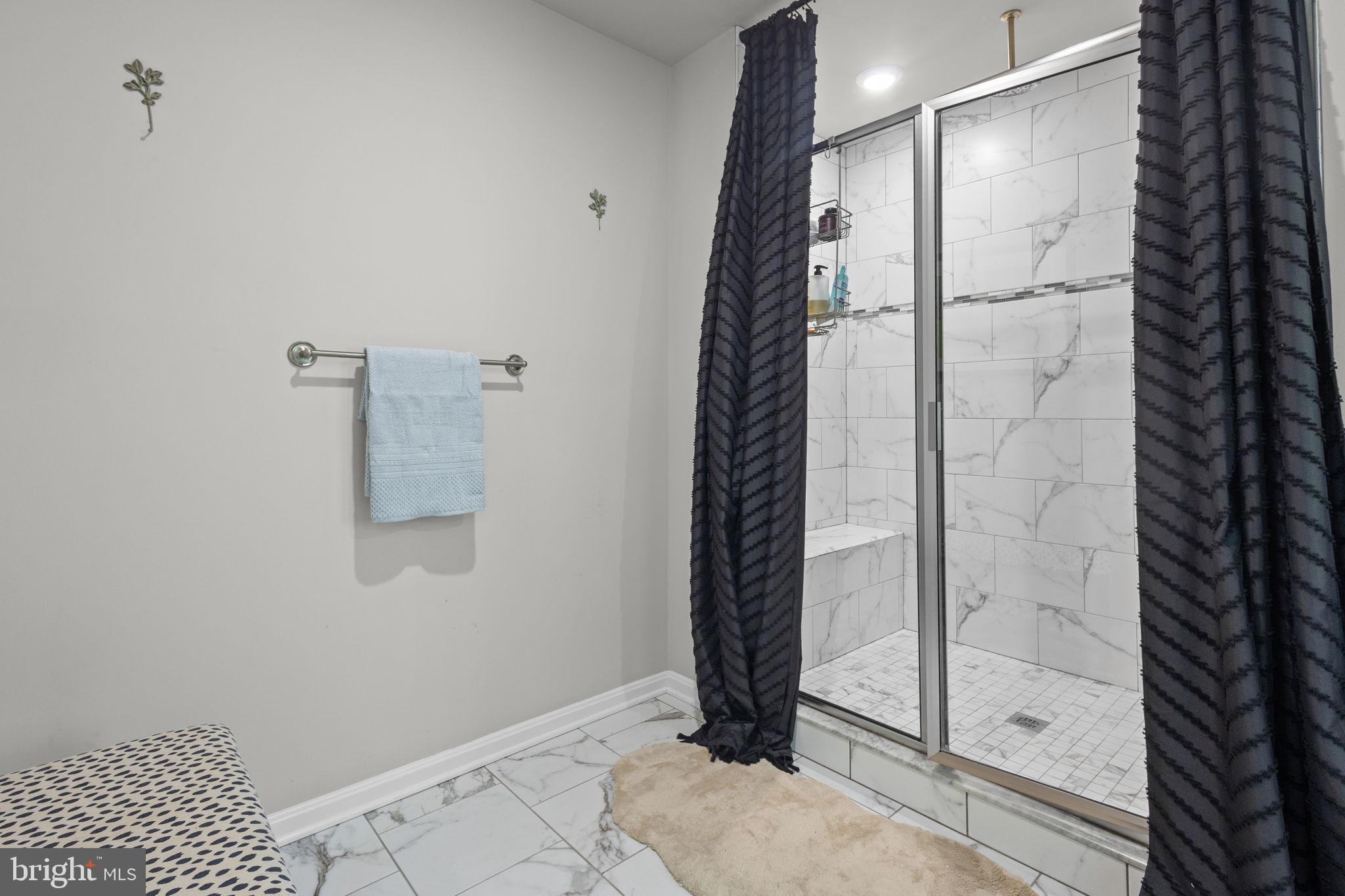 BELMONT - Residential