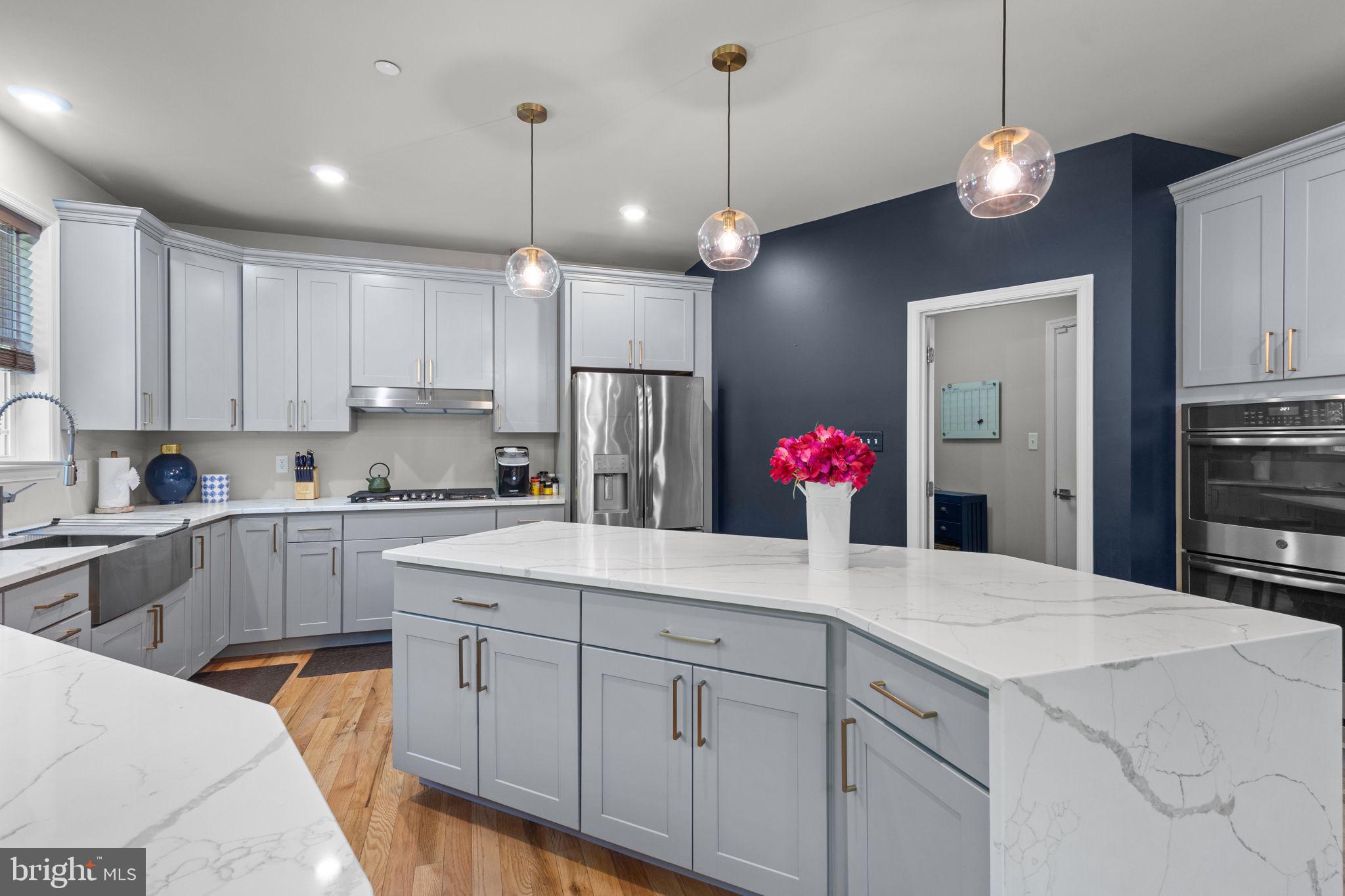 BELMONT - Residential