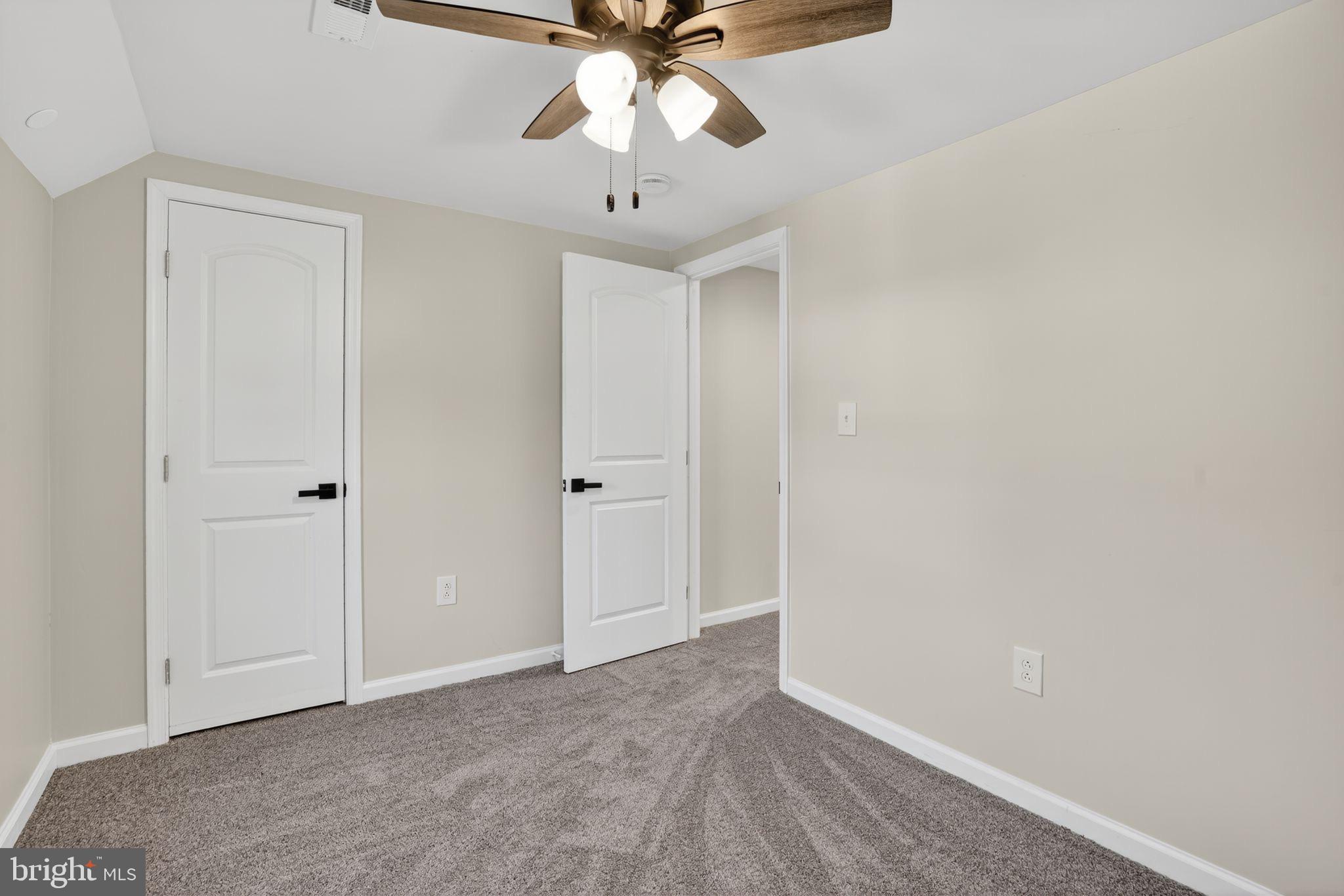 NEIGHBORHOOD - Residential