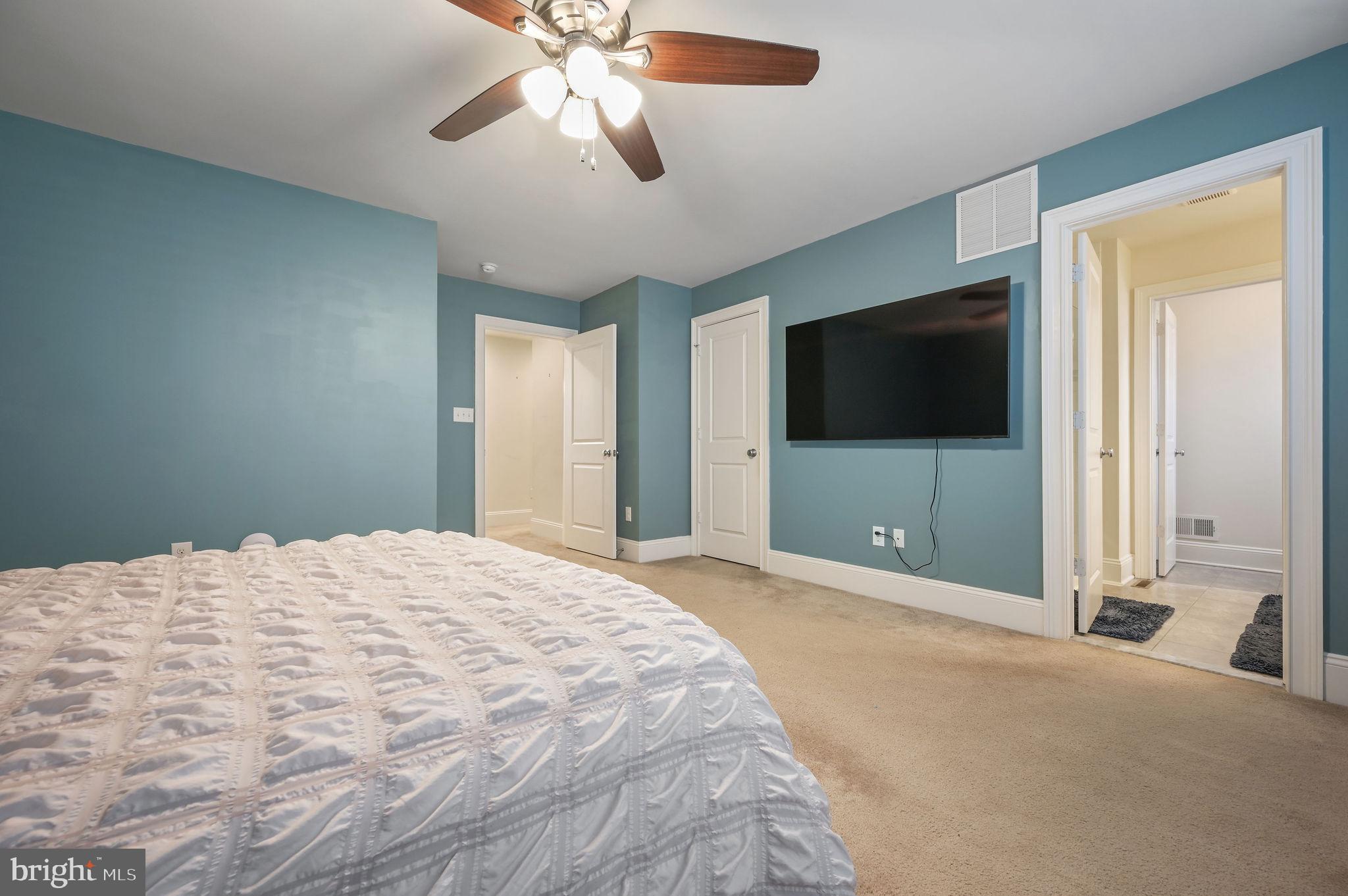 TOWN OF WHITEHALL - Residential