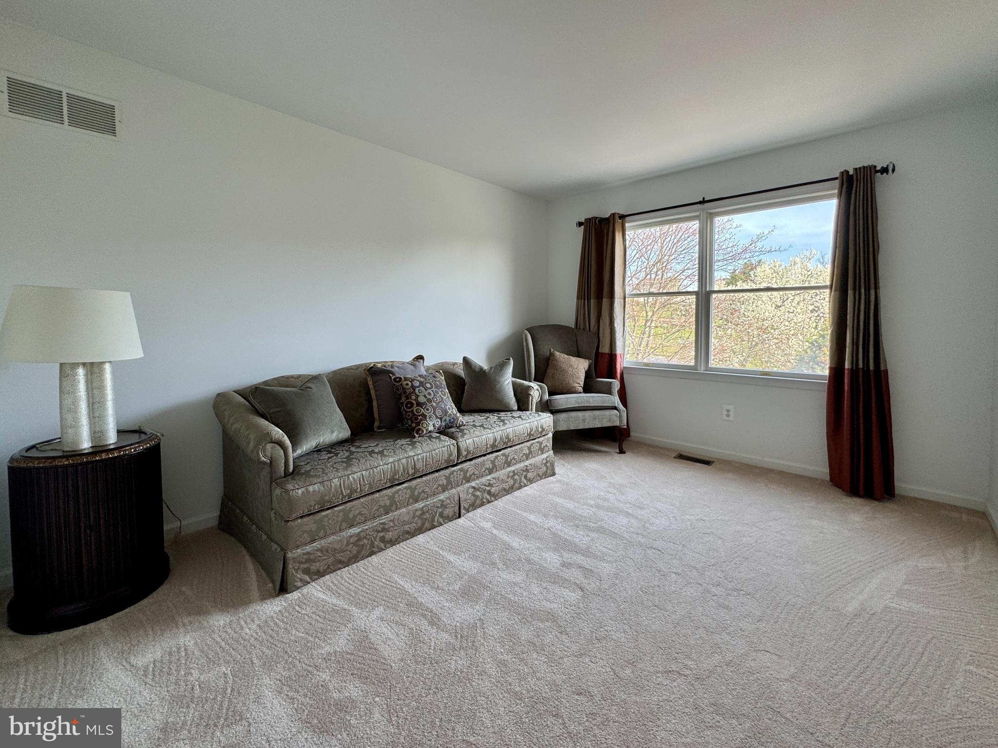 PROVIDENCE OAKS - Residential