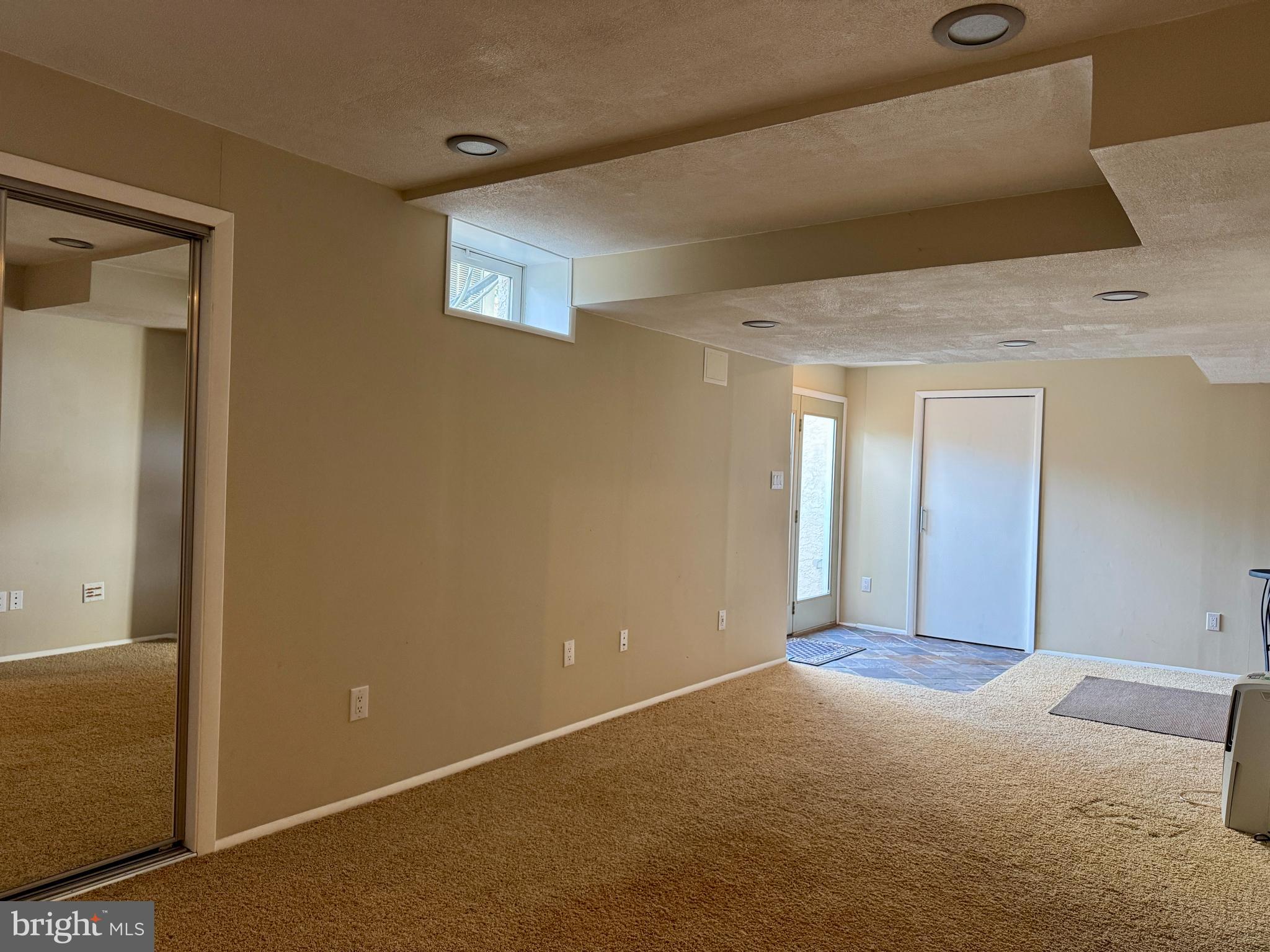 PROVIDENCE OAKS - Residential