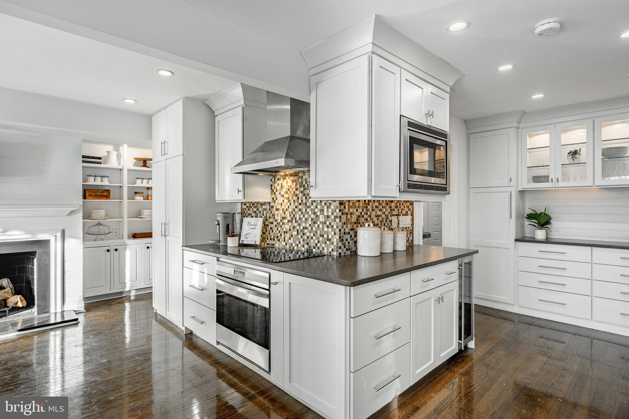 HERMITAGE - Residential