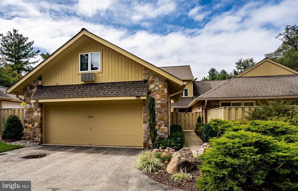 Photo of 1256 Round Hill Road, BRYN MAWR, PA 19010 (MLS # PAMC2164916)