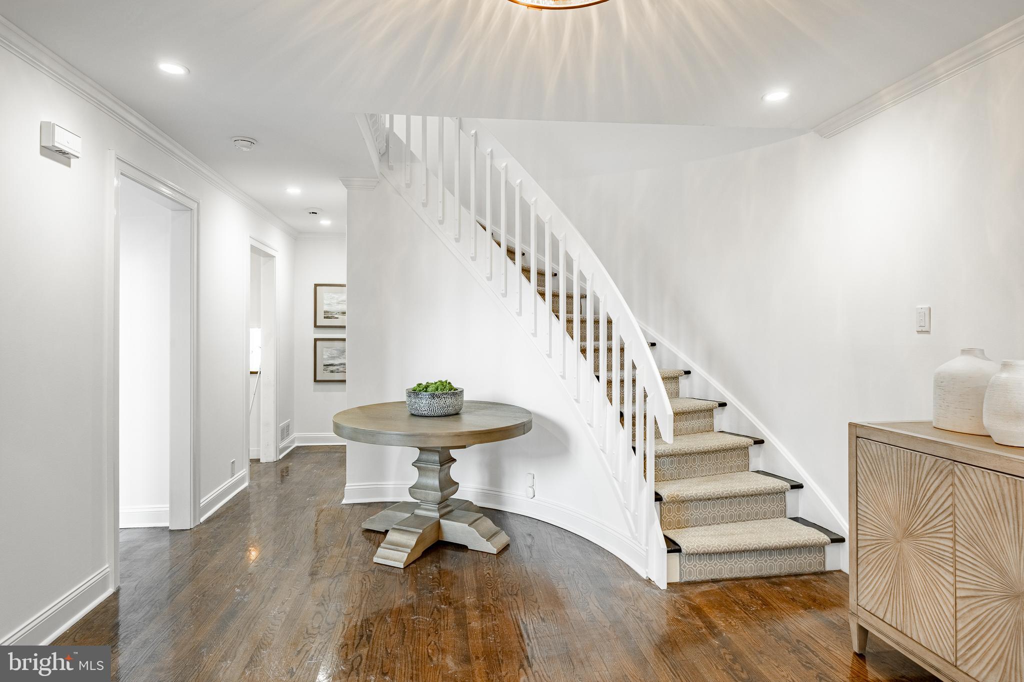 HERMITAGE - Residential