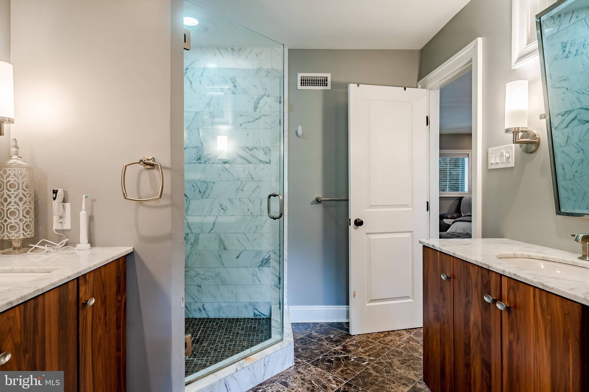 HERMITAGE - Residential