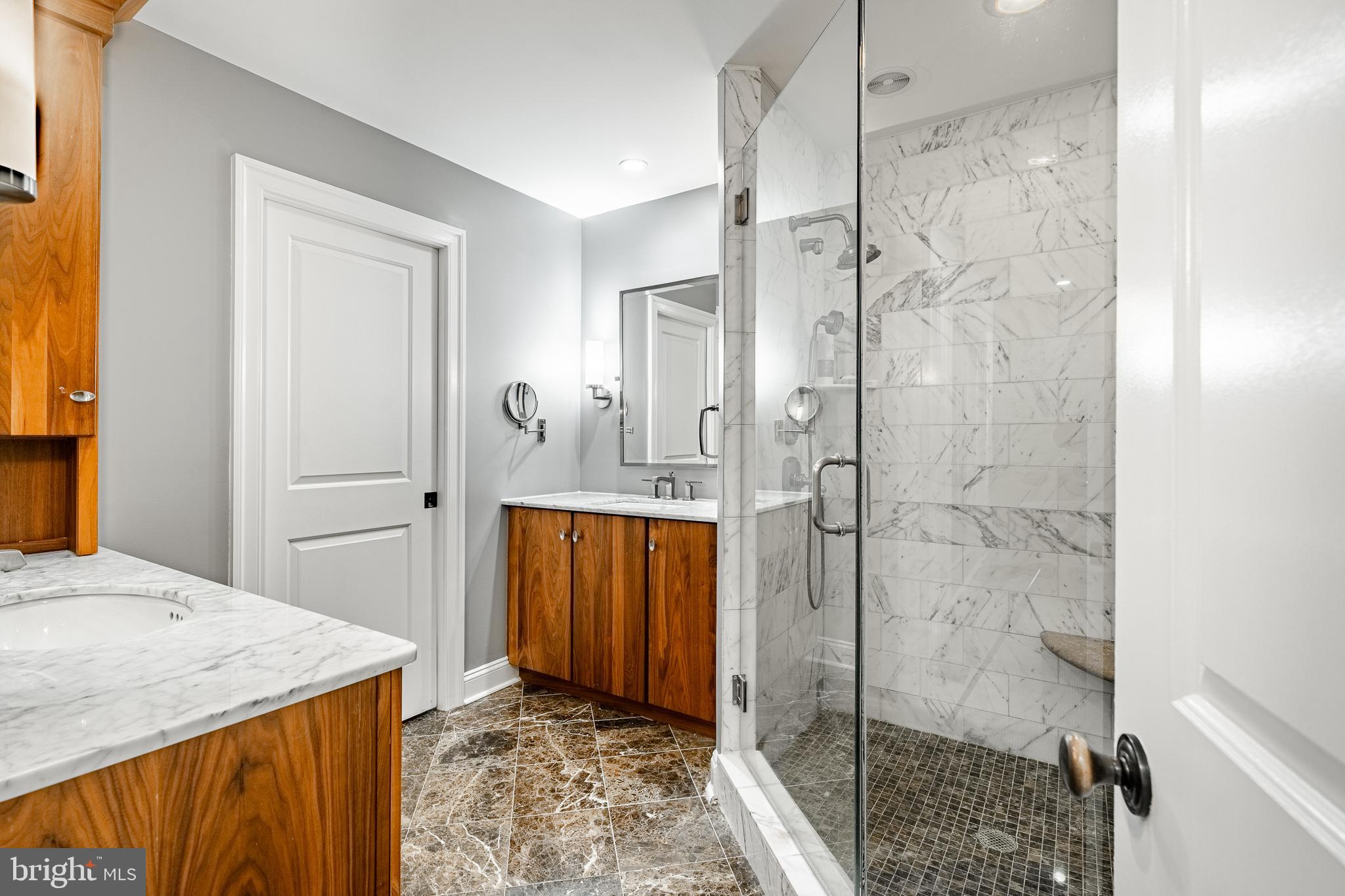 HERMITAGE - Residential