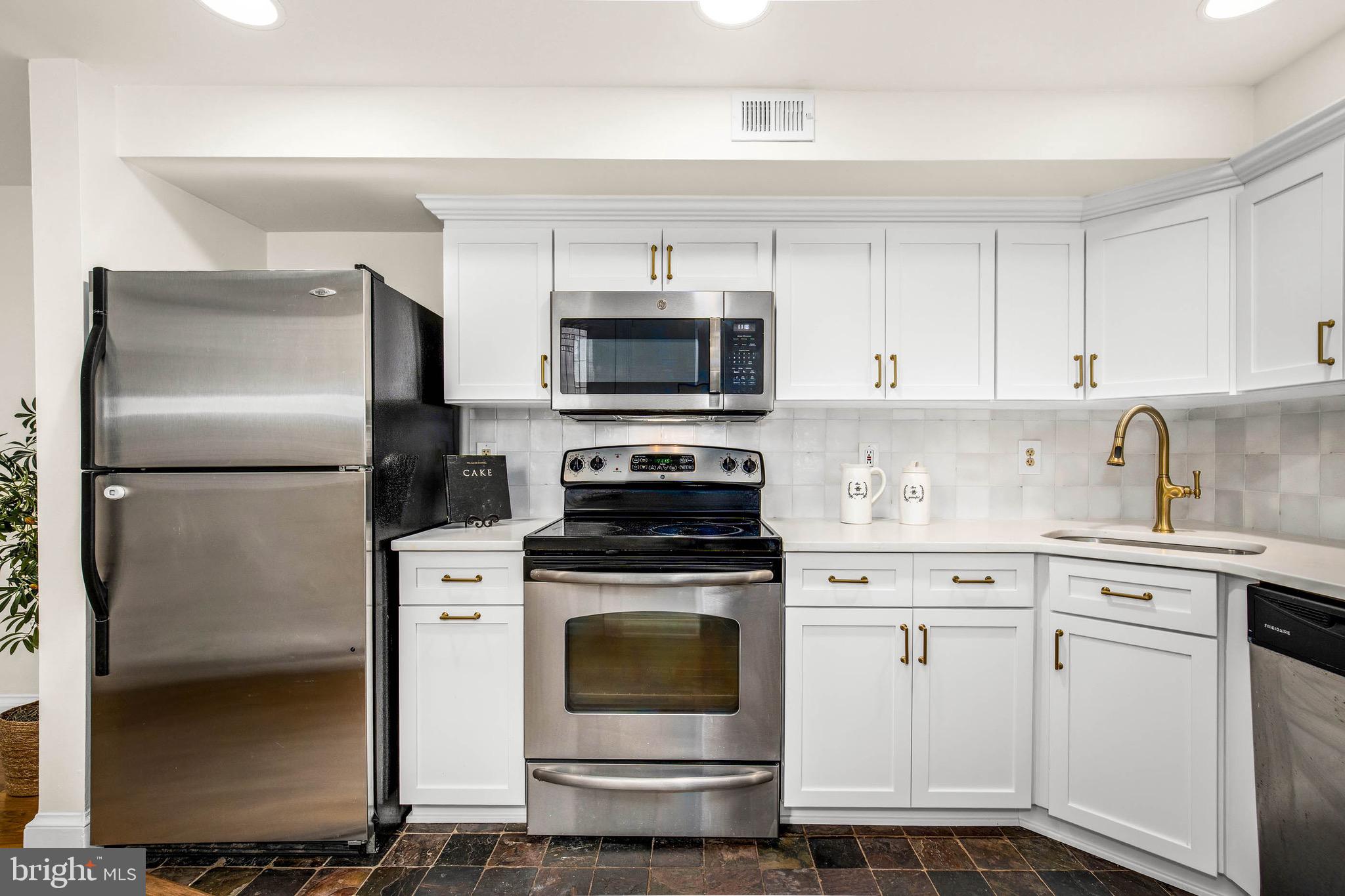 516 4TH STREET NE 101