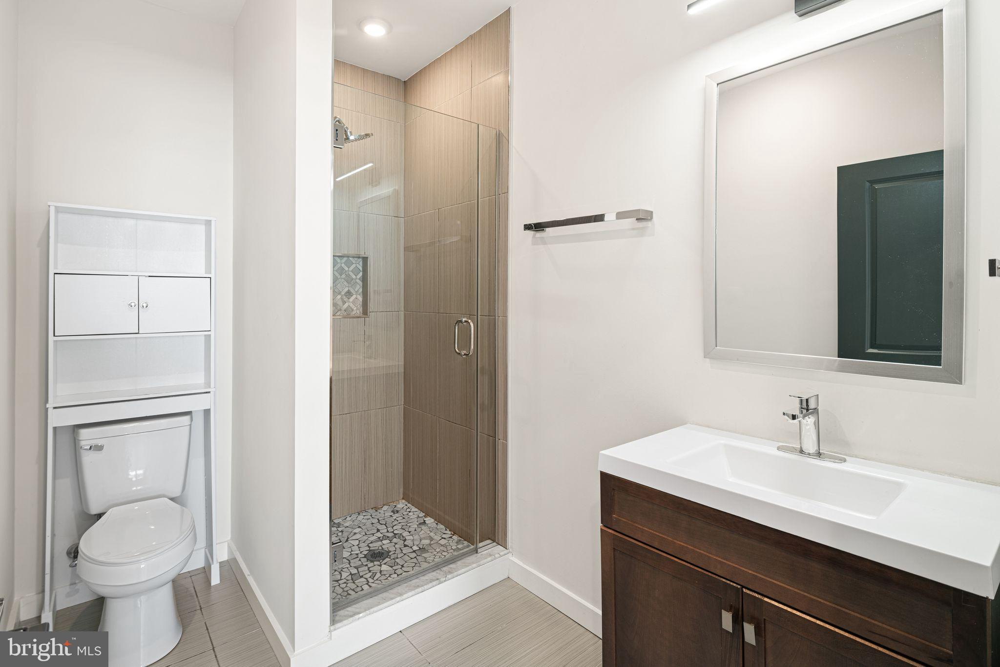 POINT BREEZE - Residential