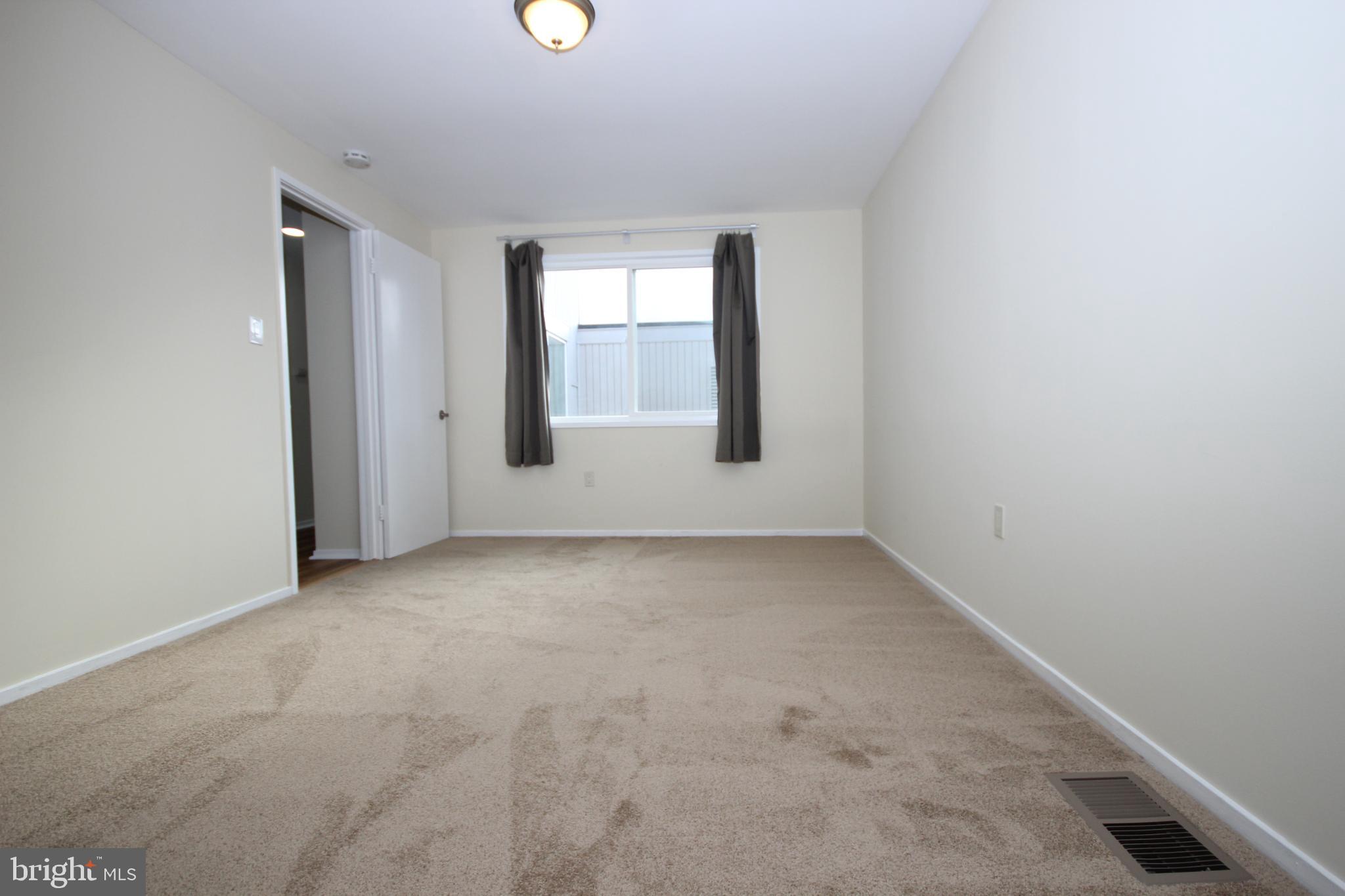 COURTS OF WHETSTONE - Residential