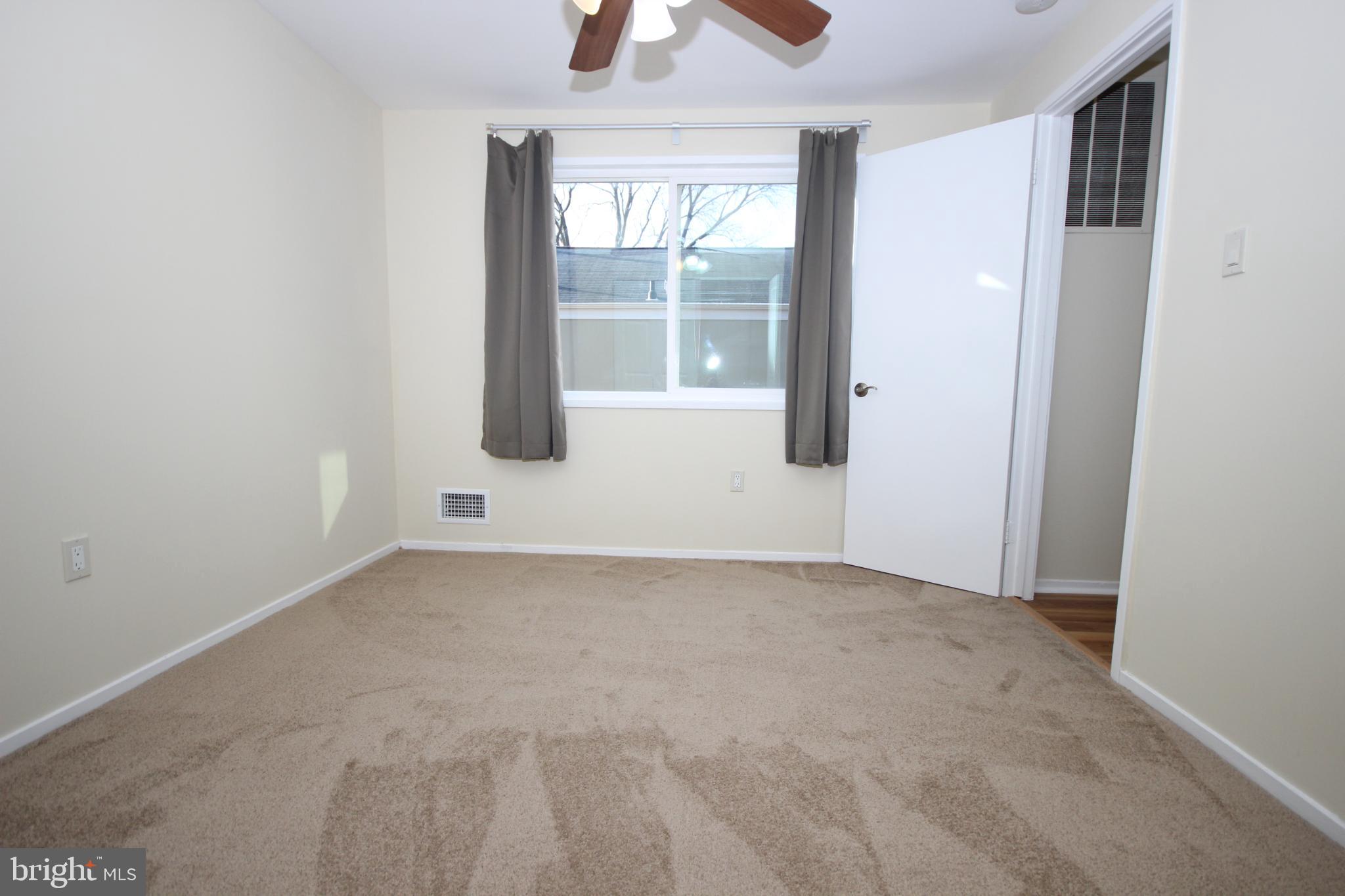 COURTS OF WHETSTONE - Residential