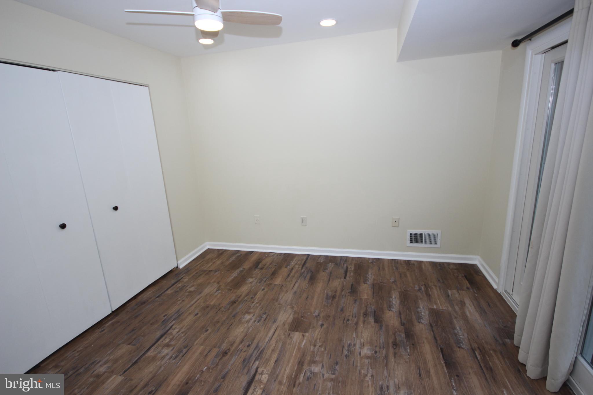 COURTS OF WHETSTONE - Residential