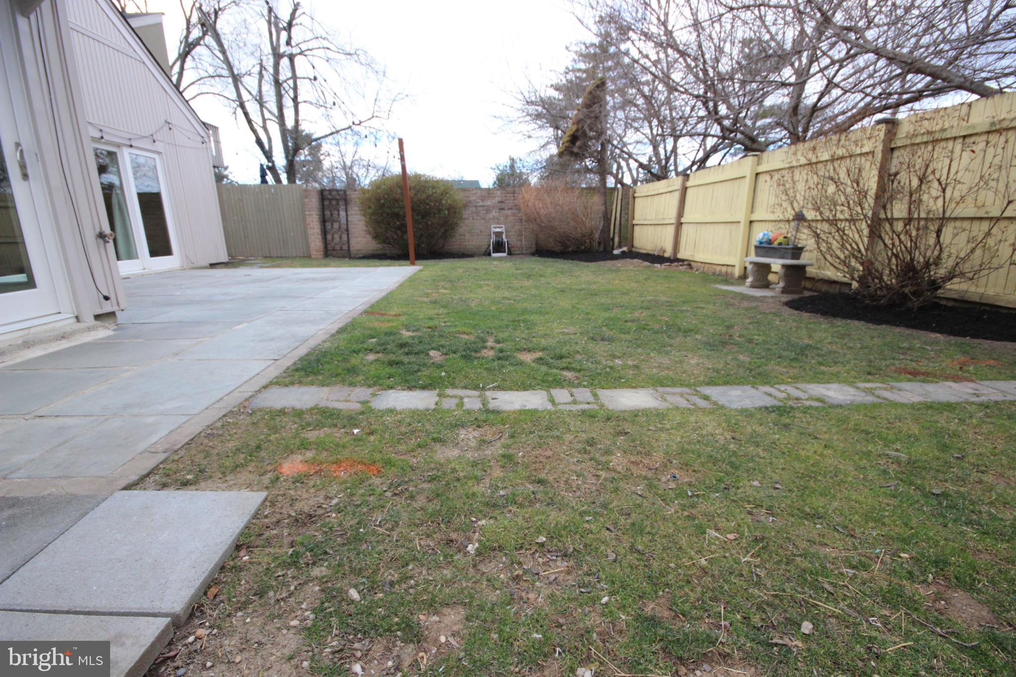 COURTS OF WHETSTONE - Residential