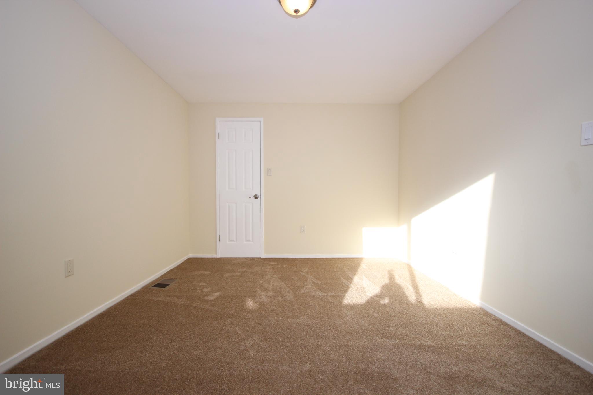 COURTS OF WHETSTONE - Residential