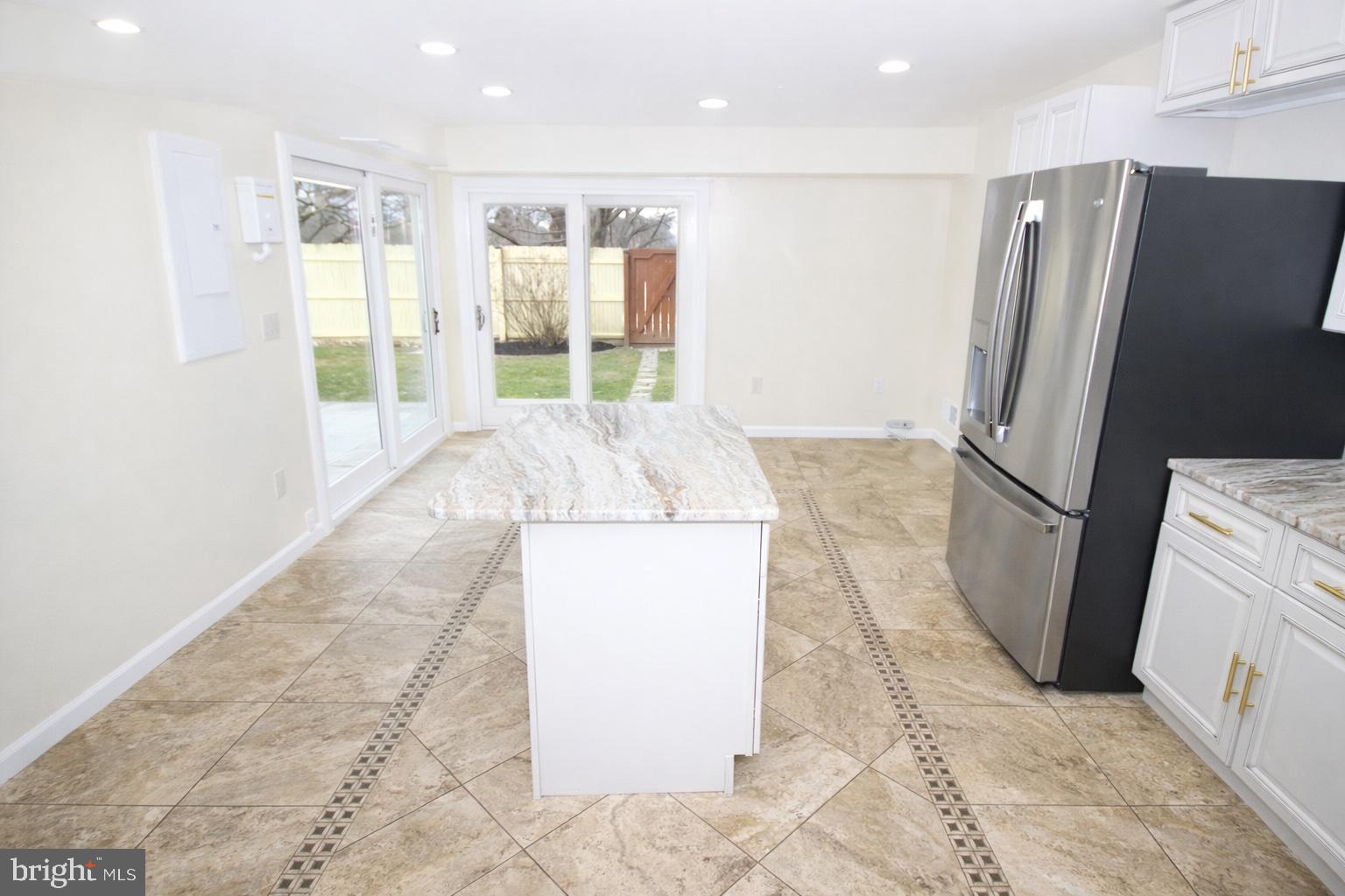 COURTS OF WHETSTONE - Residential