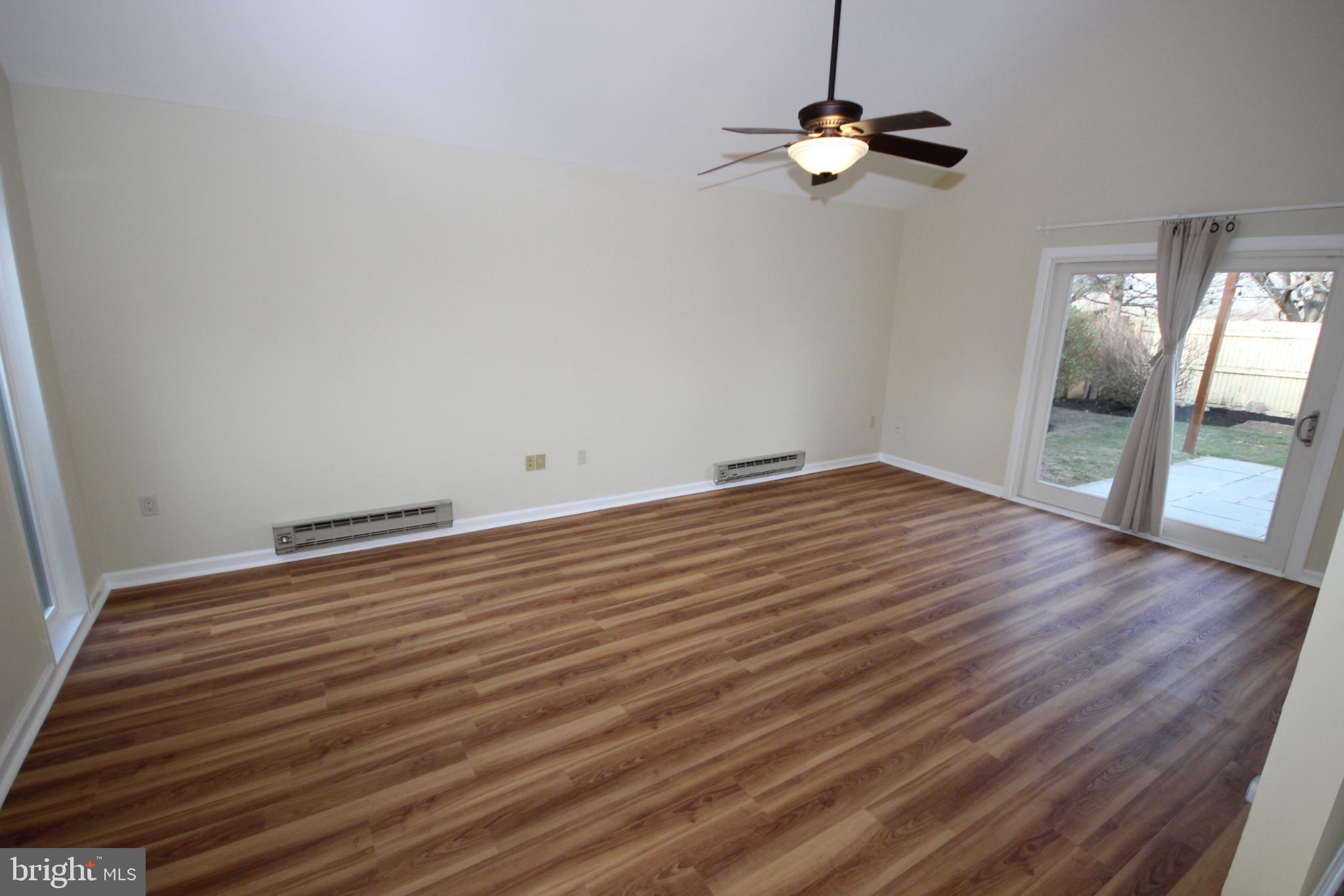 COURTS OF WHETSTONE - Residential