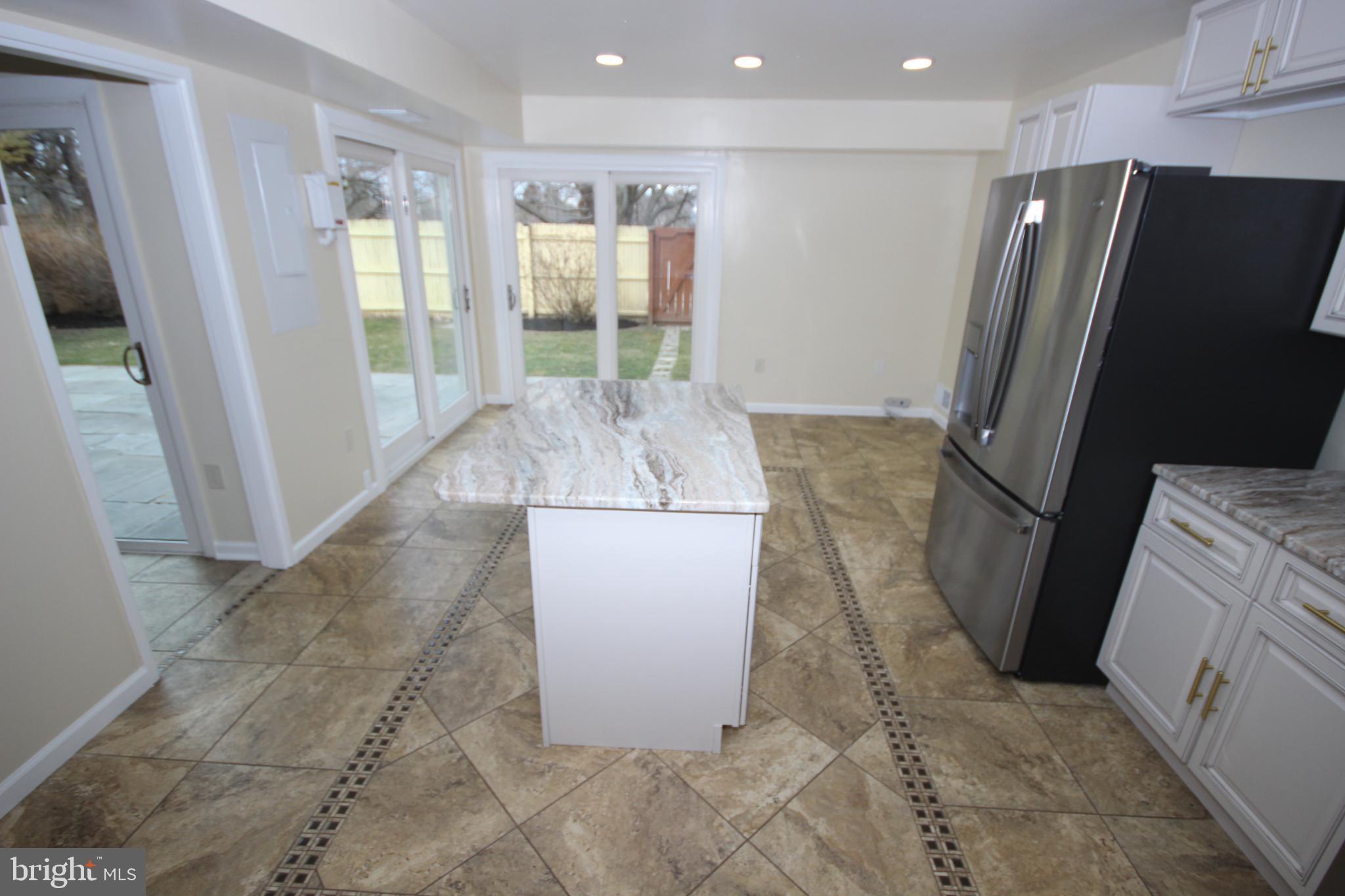 COURTS OF WHETSTONE - Residential