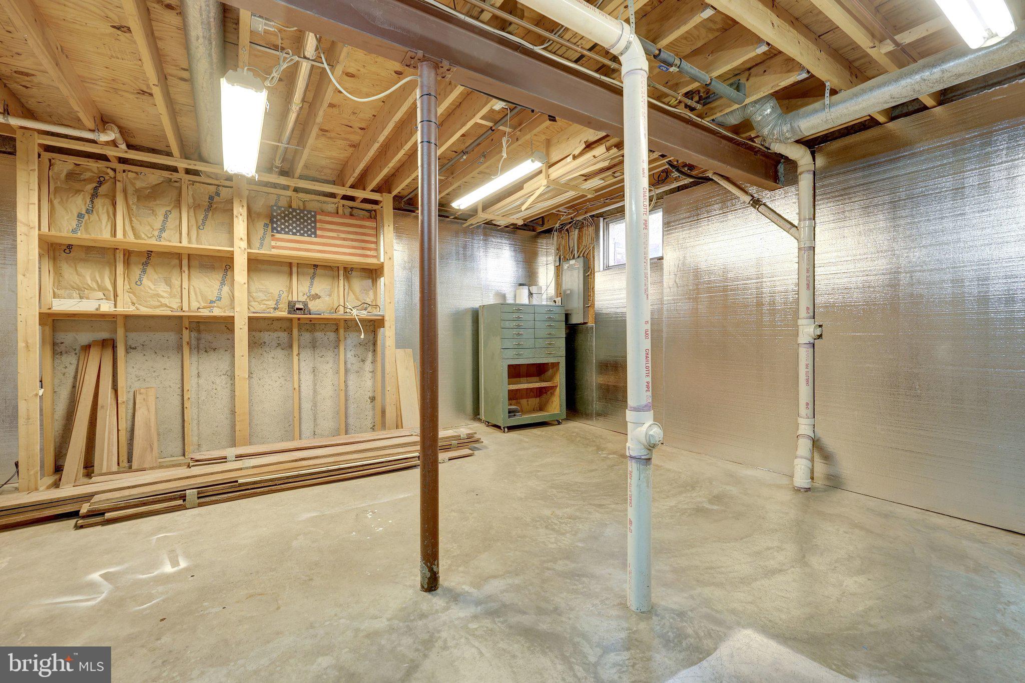 WOODLAND VILLAGE - Residential