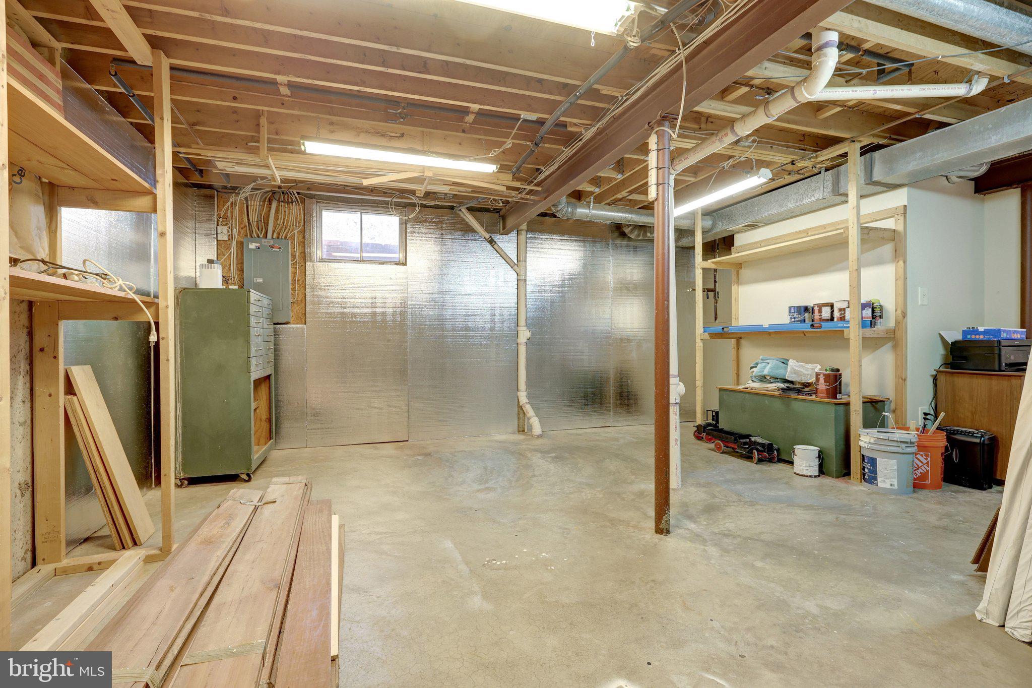 WOODLAND VILLAGE - Residential