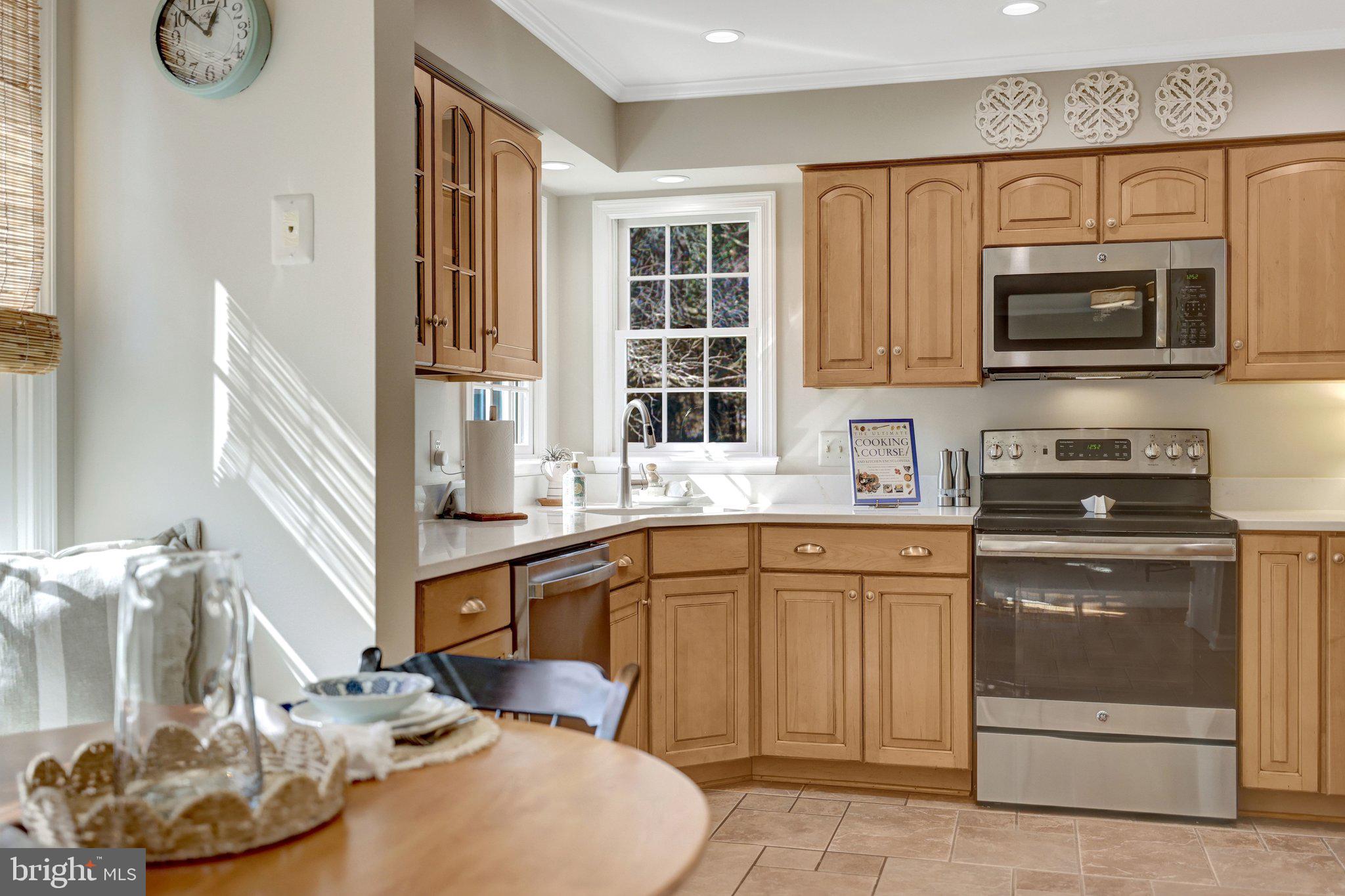 WOODLAND VILLAGE - Residential