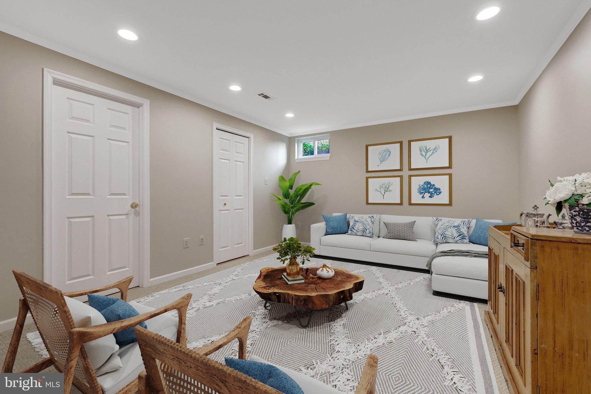 WOODLAND VILLAGE - Residential