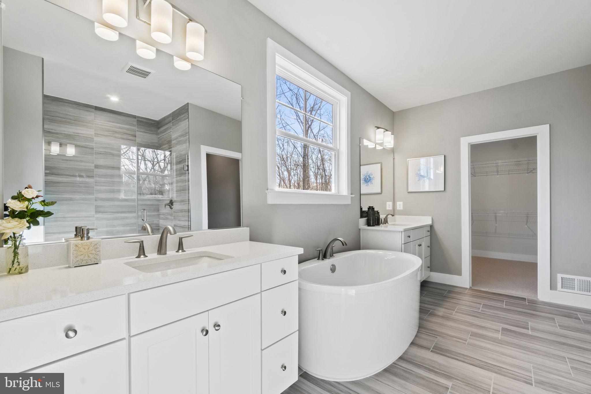 WOODLAWN ESTATES - Residential