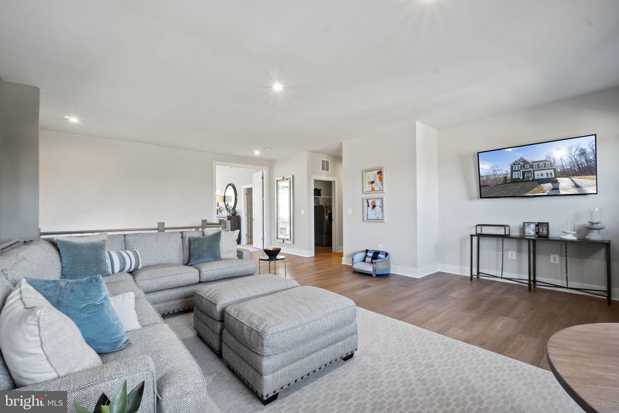 WOODLAWN ESTATES - Residential