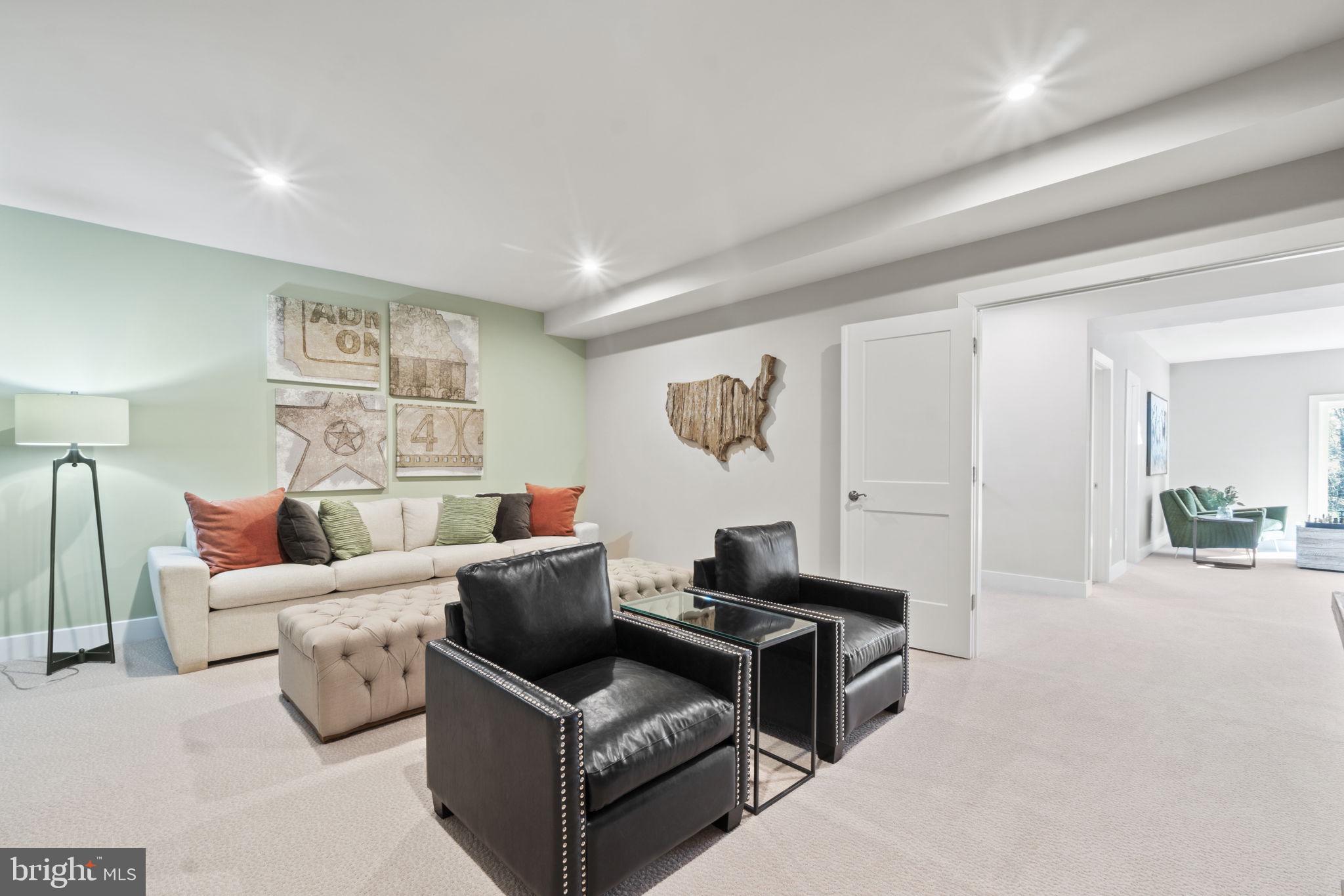 WOODLAWN ESTATES - Residential