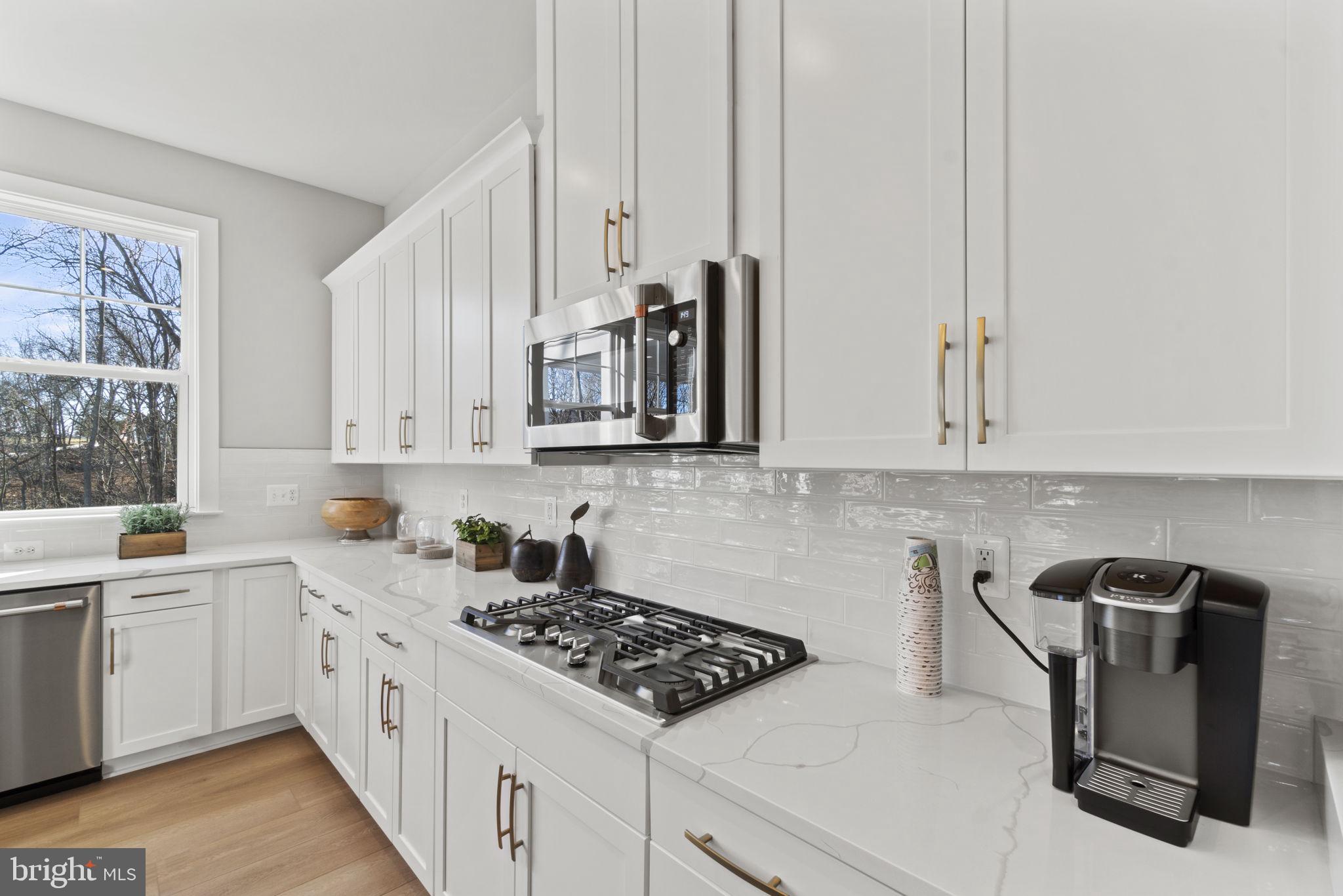 WOODLAWN ESTATES - Residential