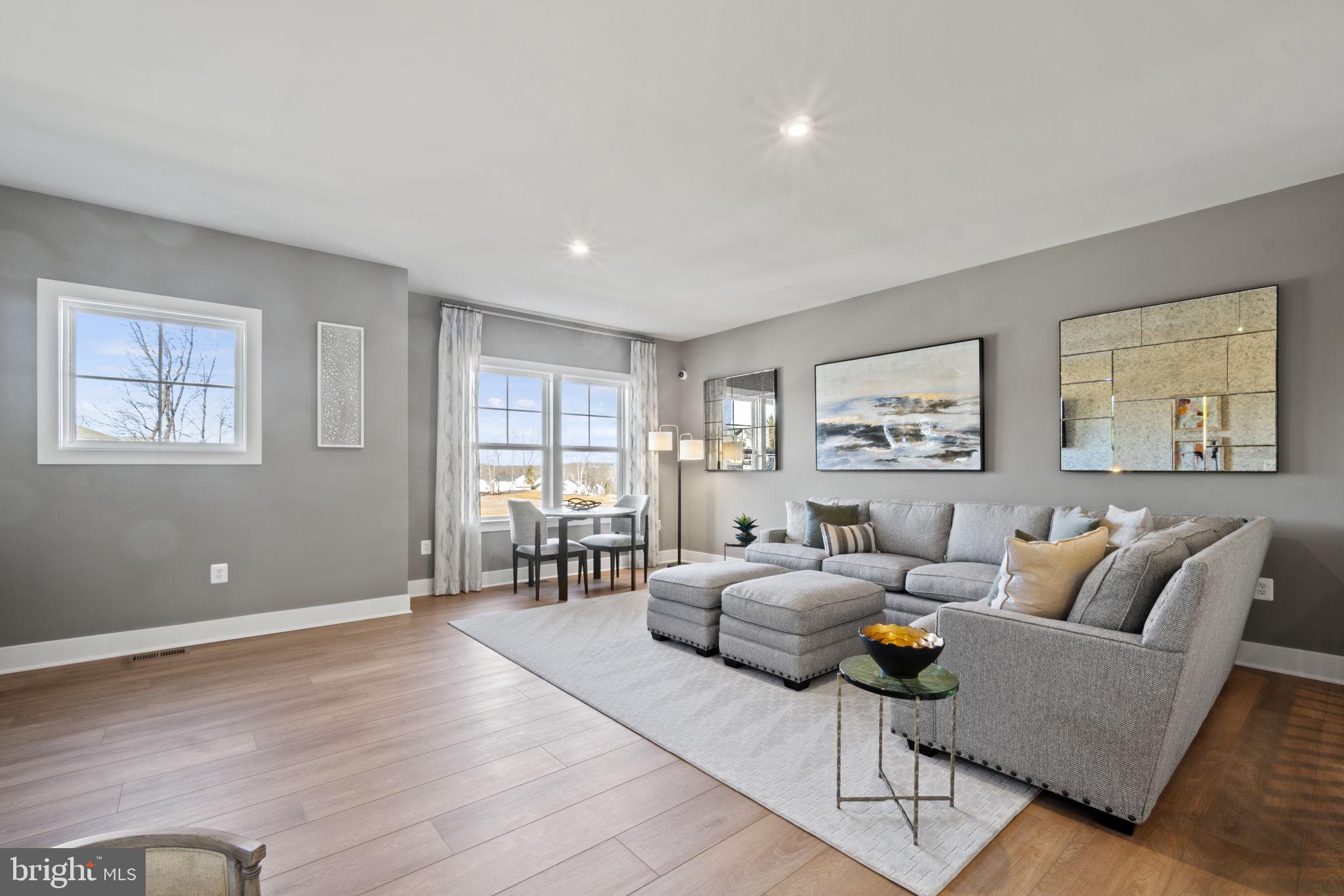 WOODLAWN ESTATES - Residential