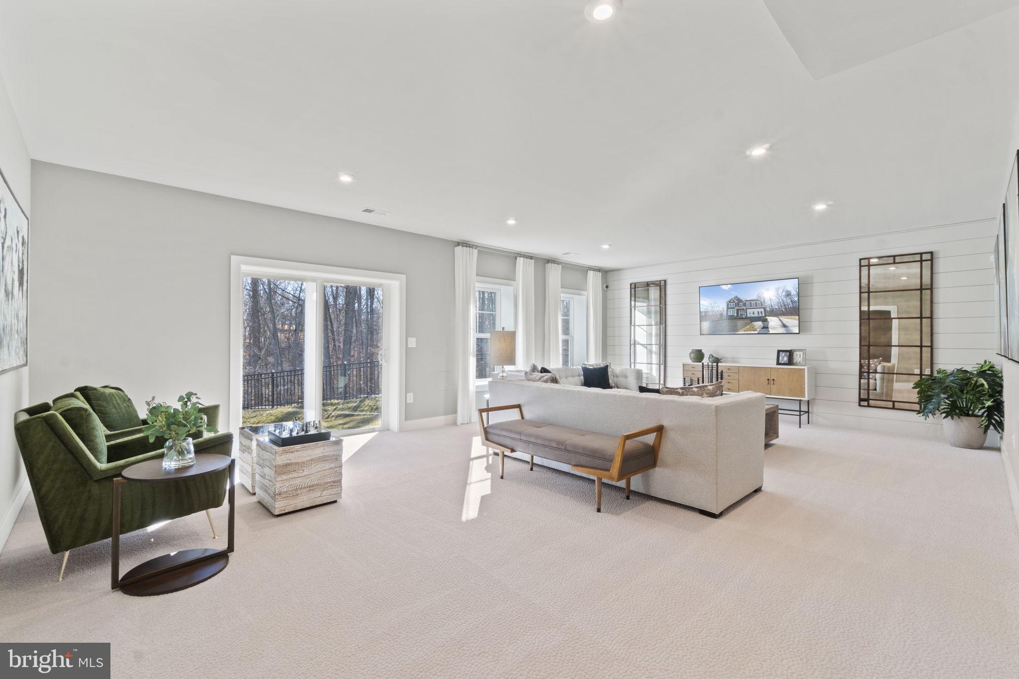 WOODLAWN ESTATES - Residential