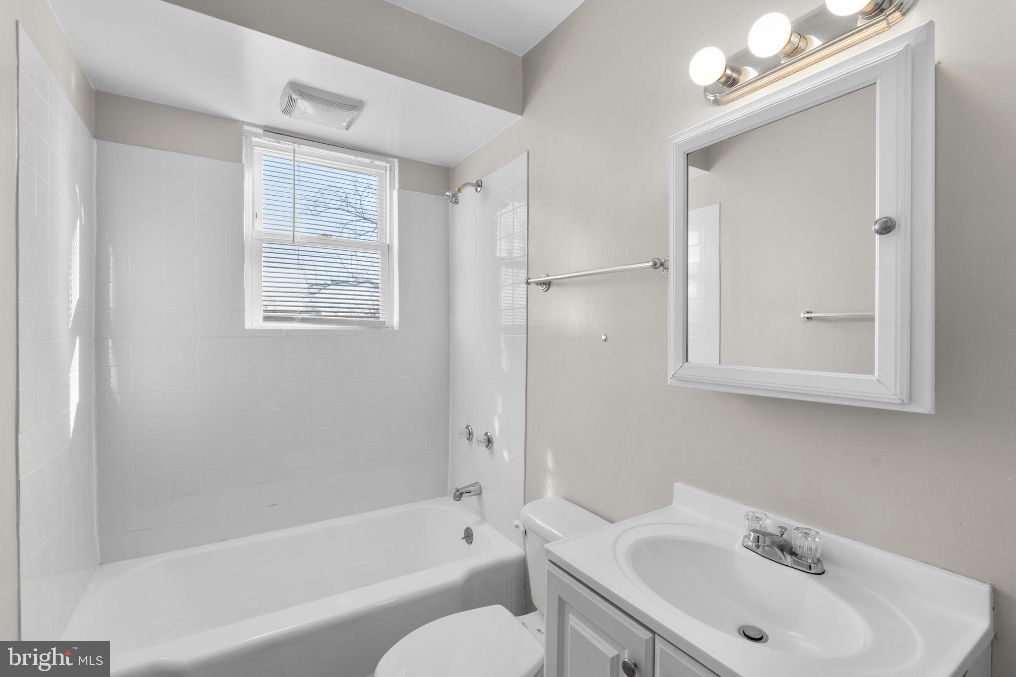 HAMILTON HEIGHTS - Residential