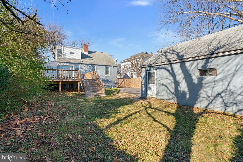 Photo of 6103 Glenoak Avenue, BALTIMORE, MD 21214 (MLS # MDBA2194972)