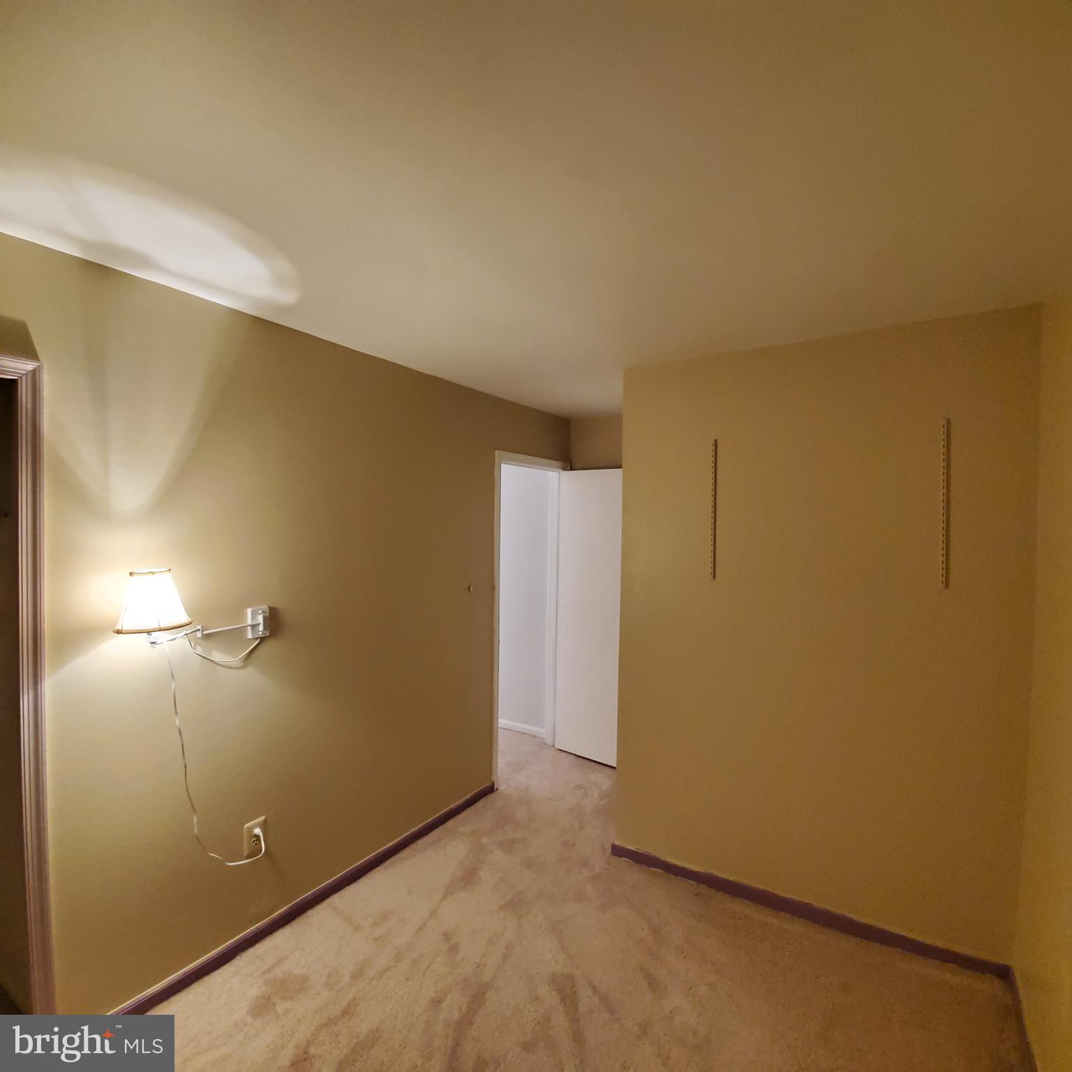 BRISTOE STATION - Residential Lease