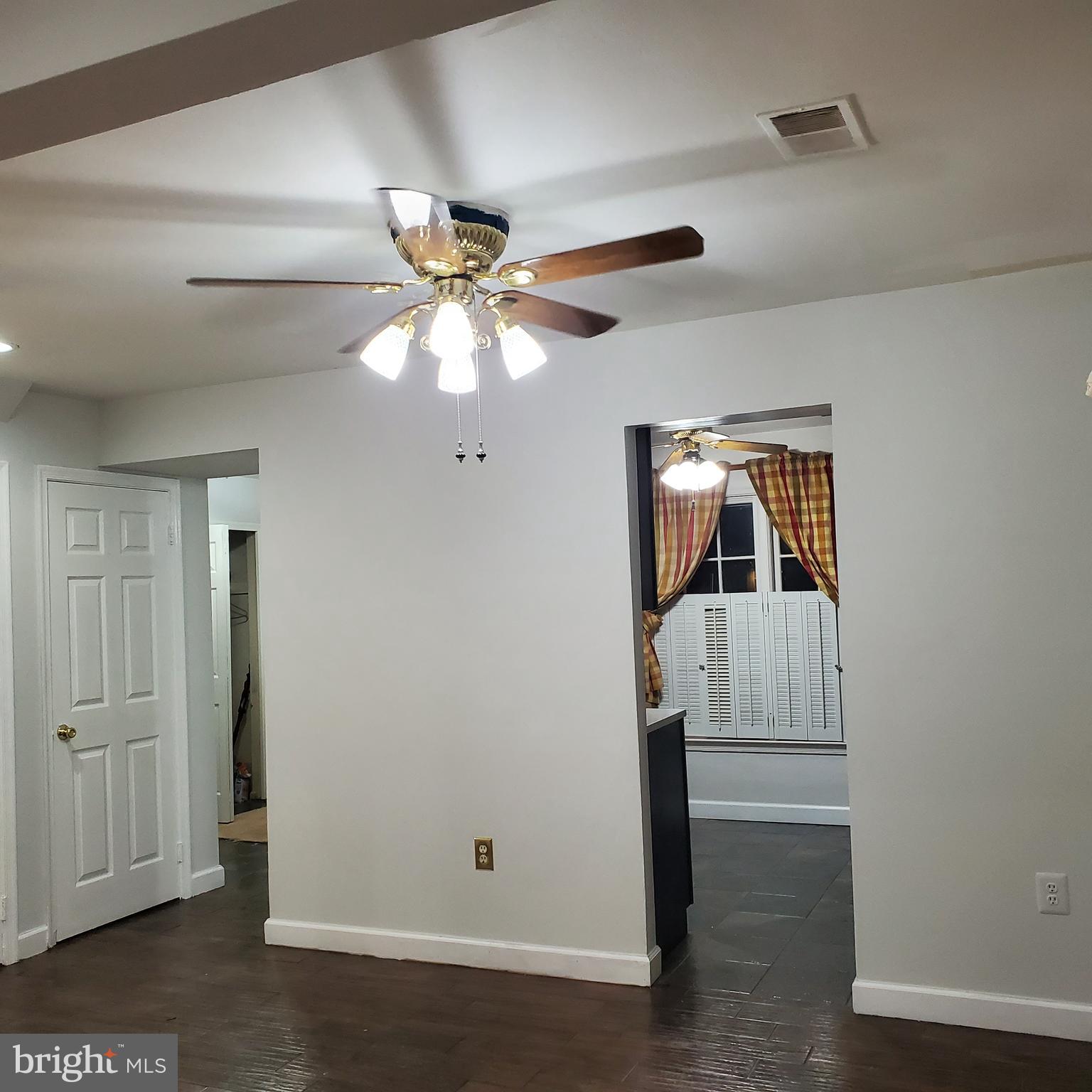 BRISTOE STATION - Residential Lease