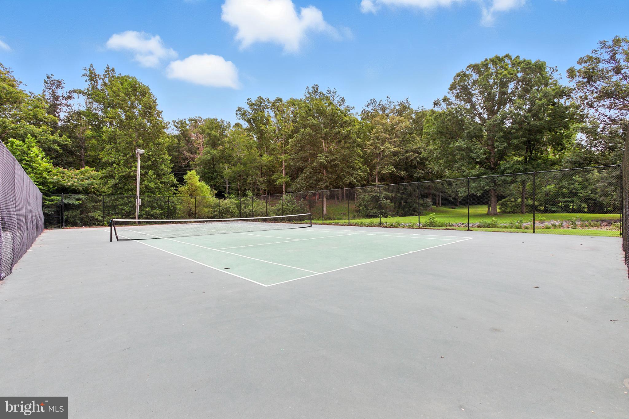 LAKE WILDERNESS - Residential