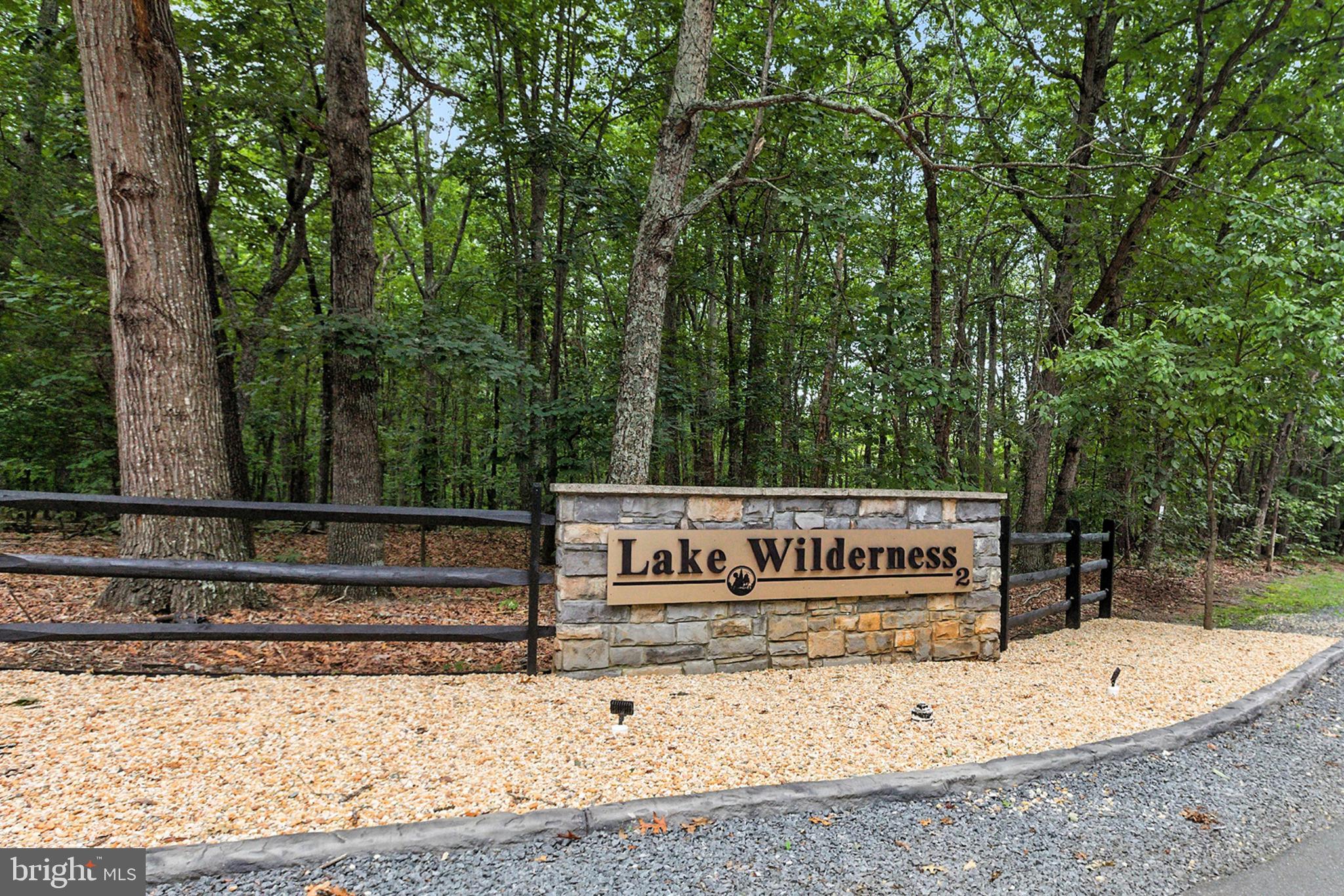 LAKE WILDERNESS - Residential