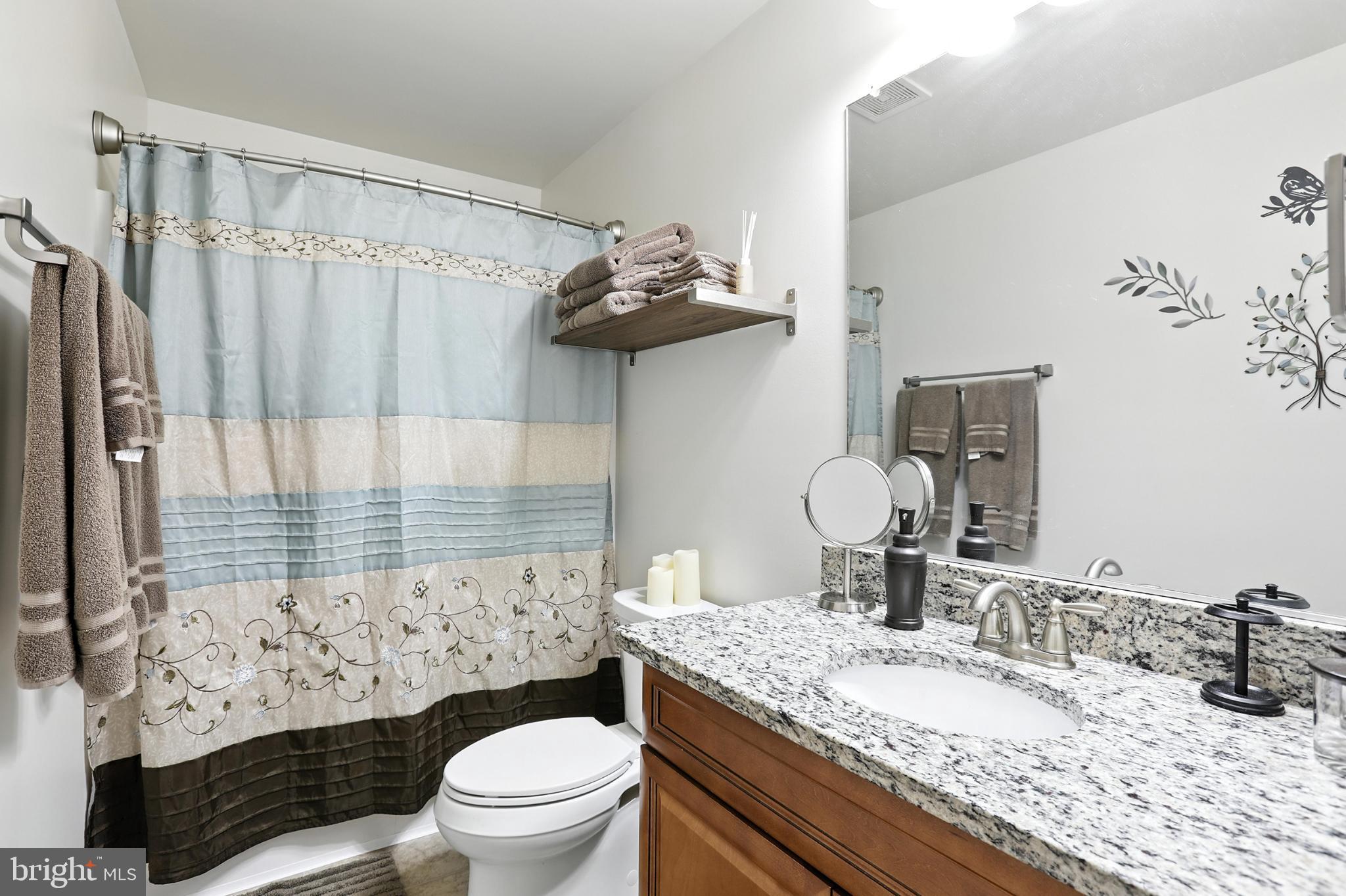 LAKE WILDERNESS - Residential