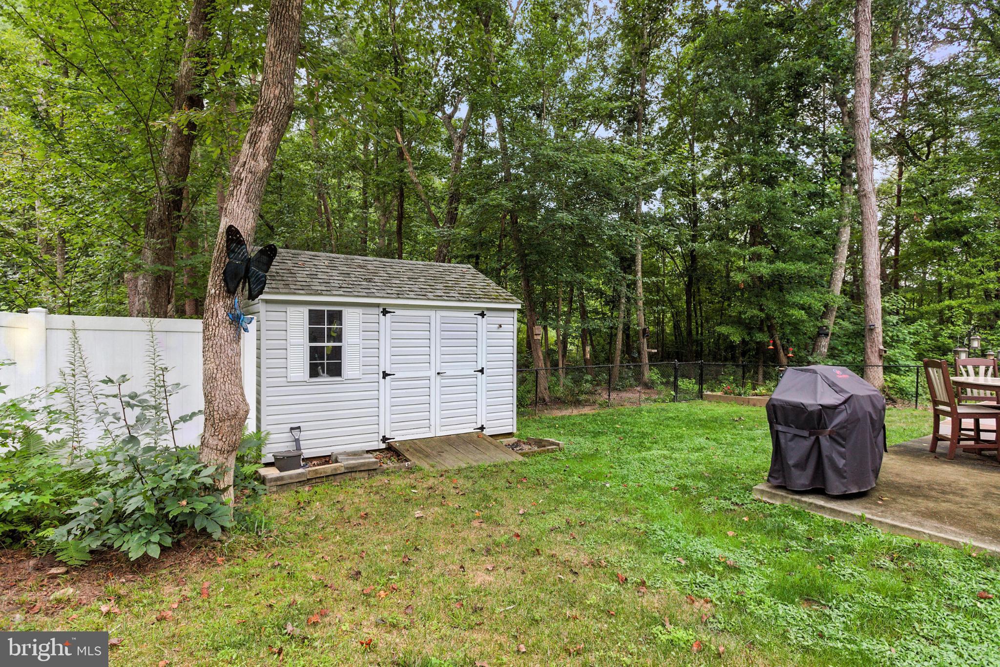 LAKE WILDERNESS - Residential