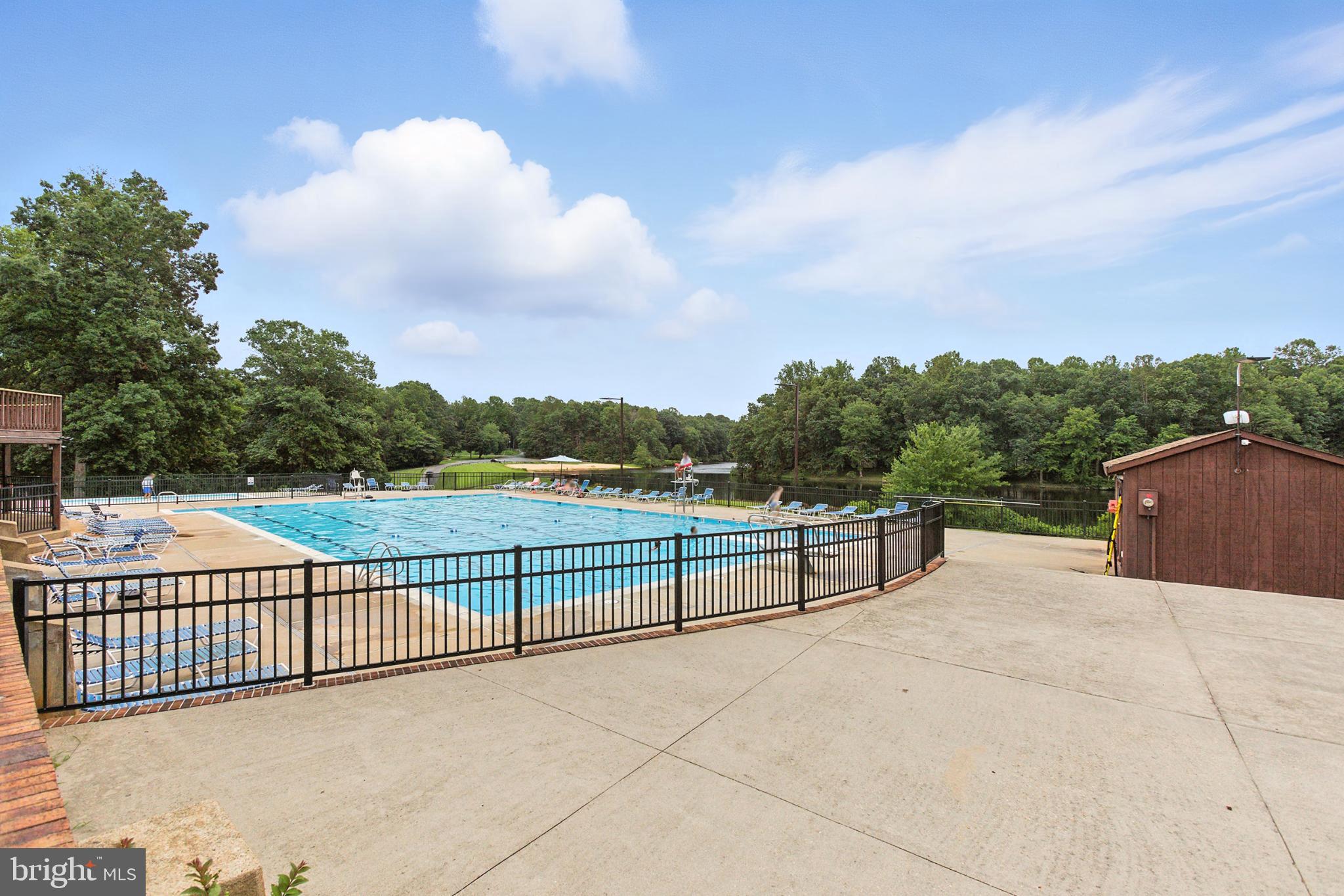 LAKE WILDERNESS - Residential