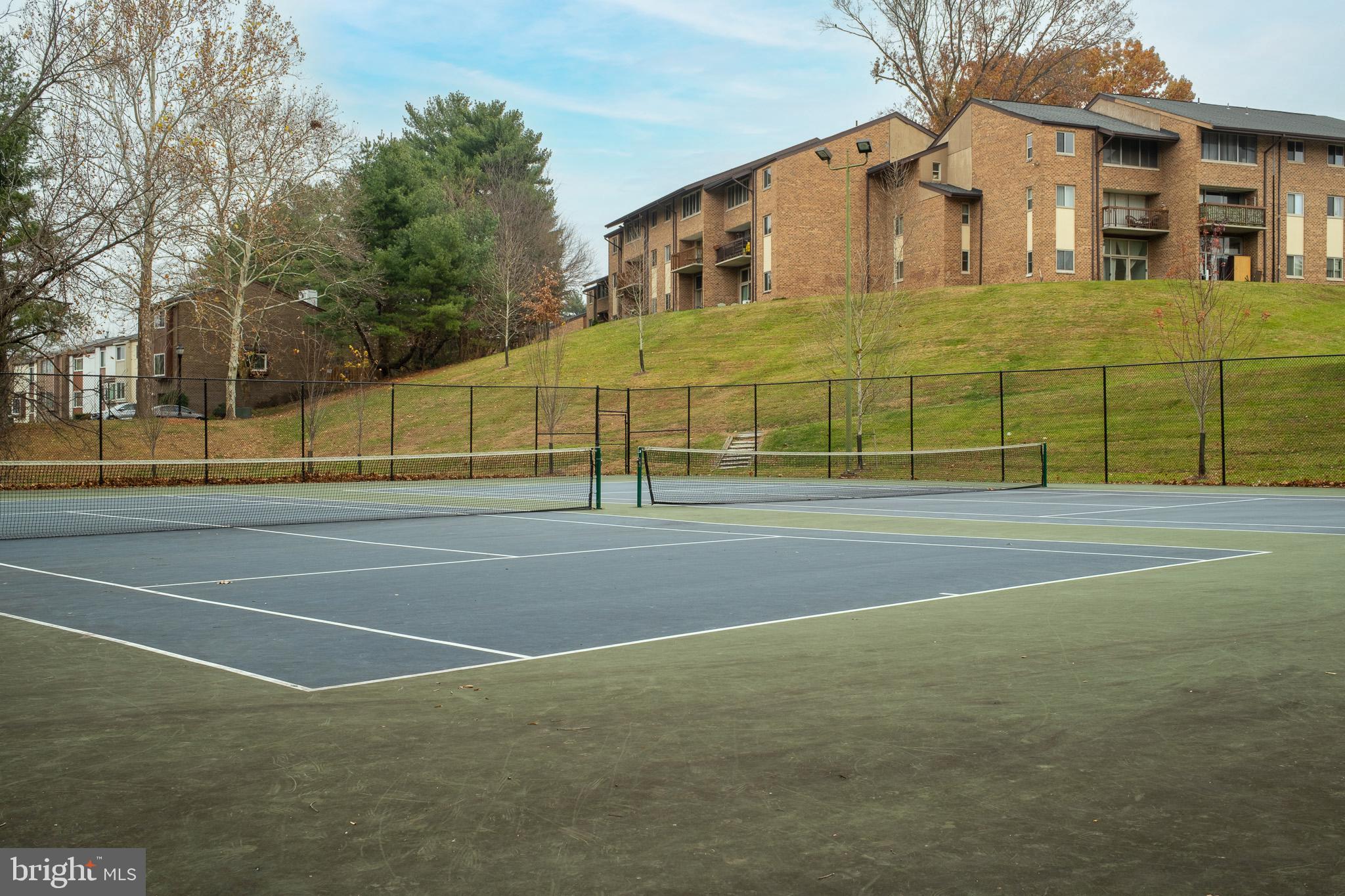 NORMANDIE ON THE LAKE I - Residential