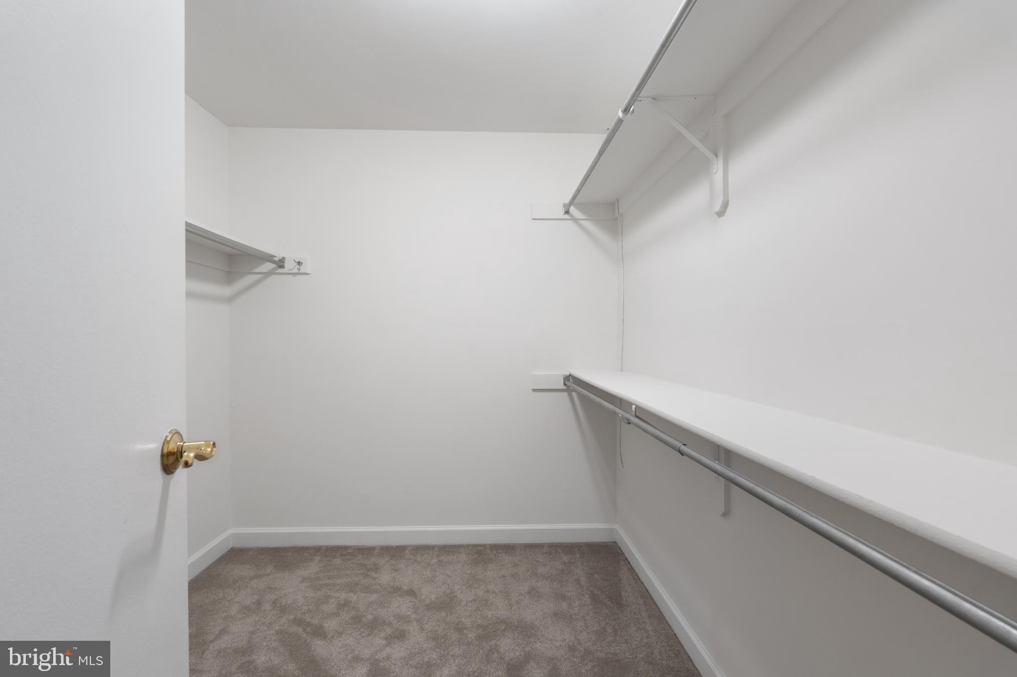 NORMANDIE ON THE LAKE I - Residential