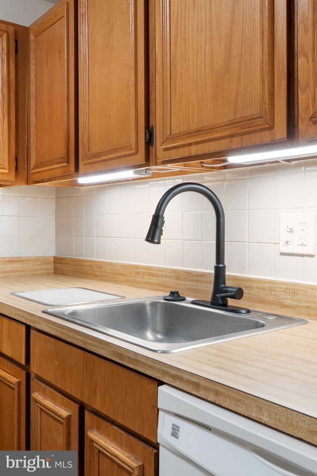 NORMANDIE ON THE LAKE I - Residential